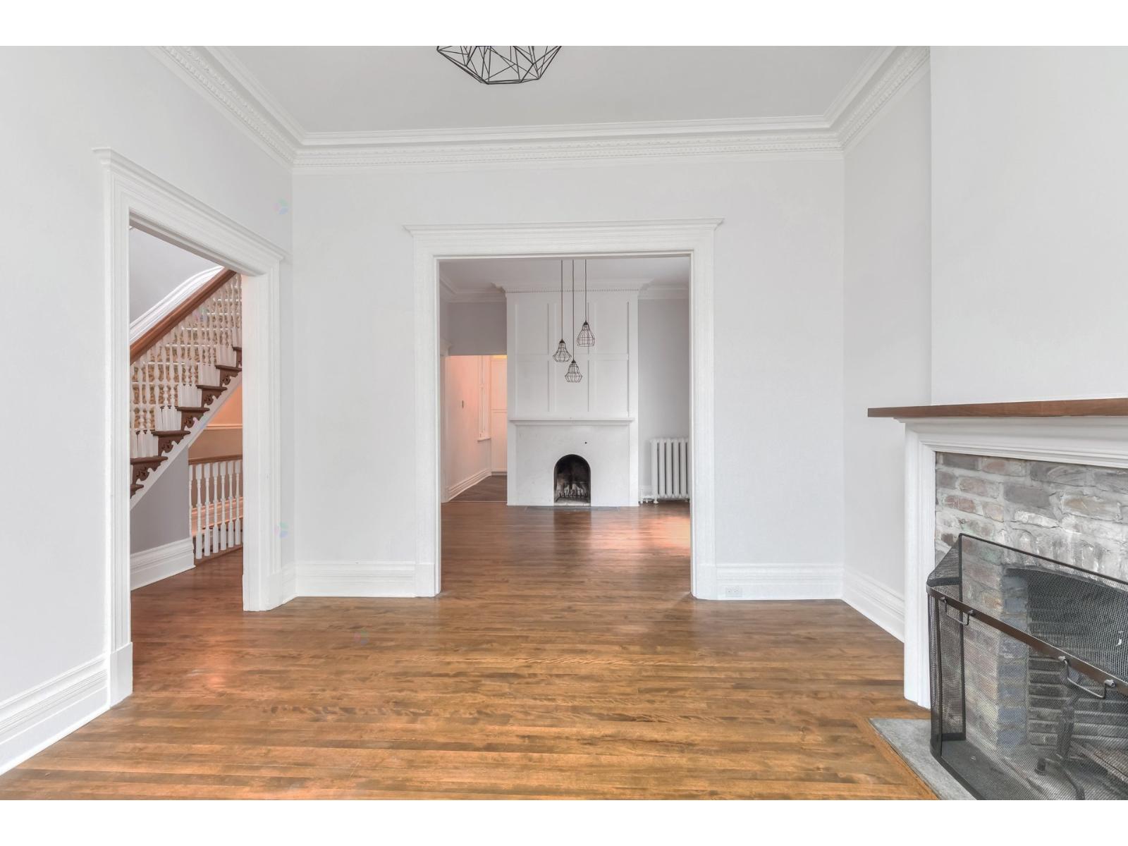 141 Av. Clandeboye Property Photo 2