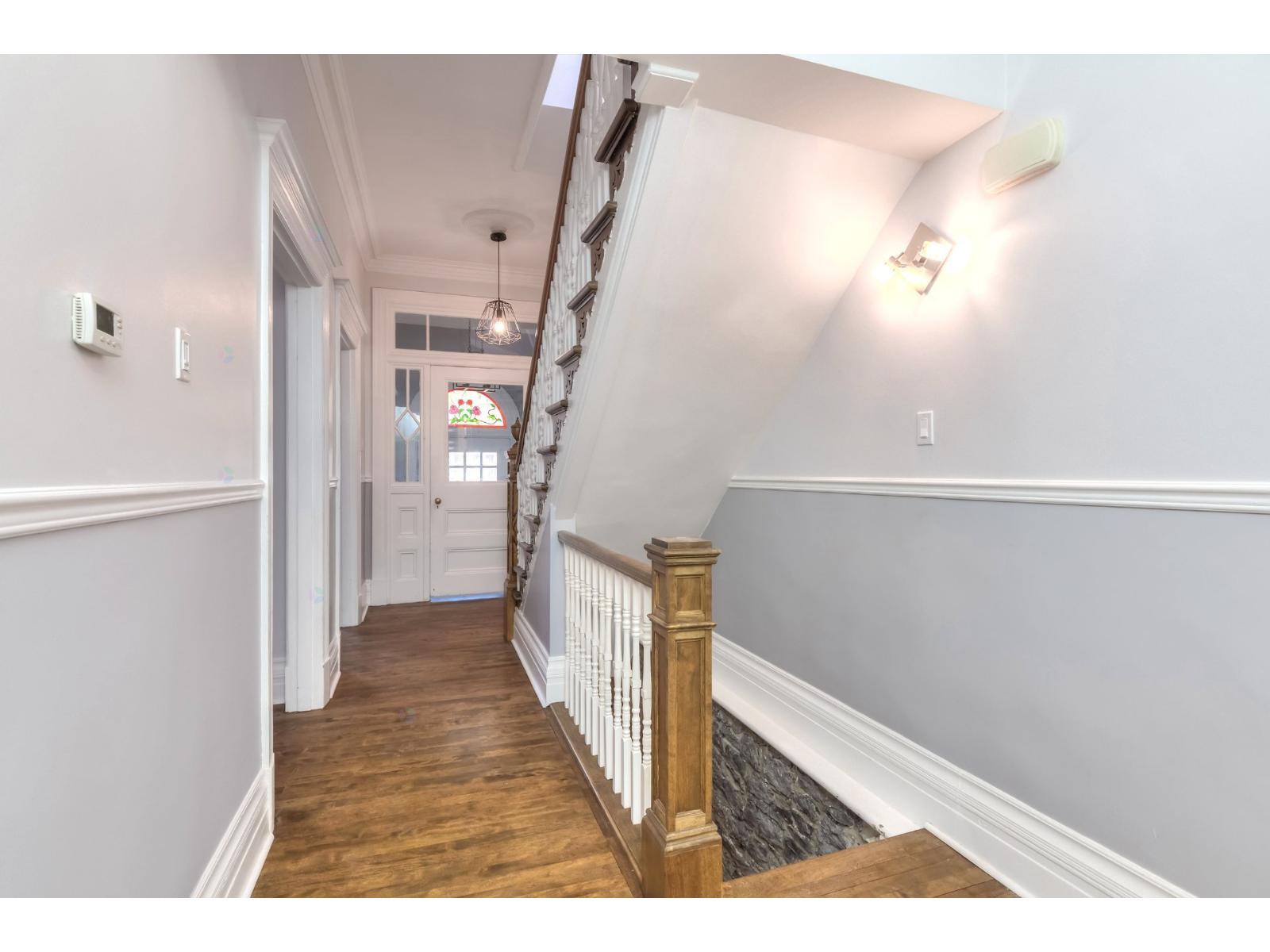 141 Av. Clandeboye Property Photo 11