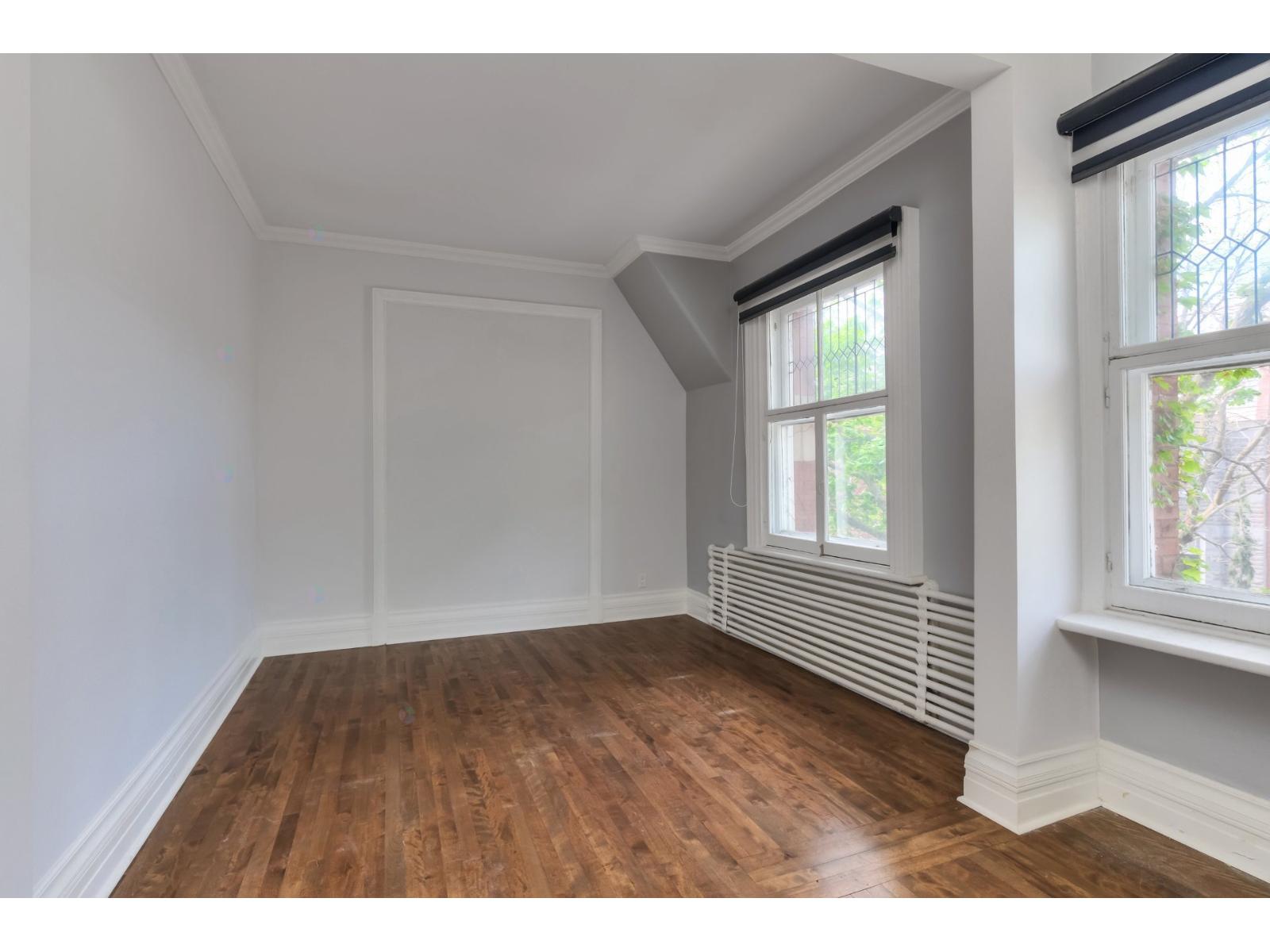 141 Av. Clandeboye Property Photo 14