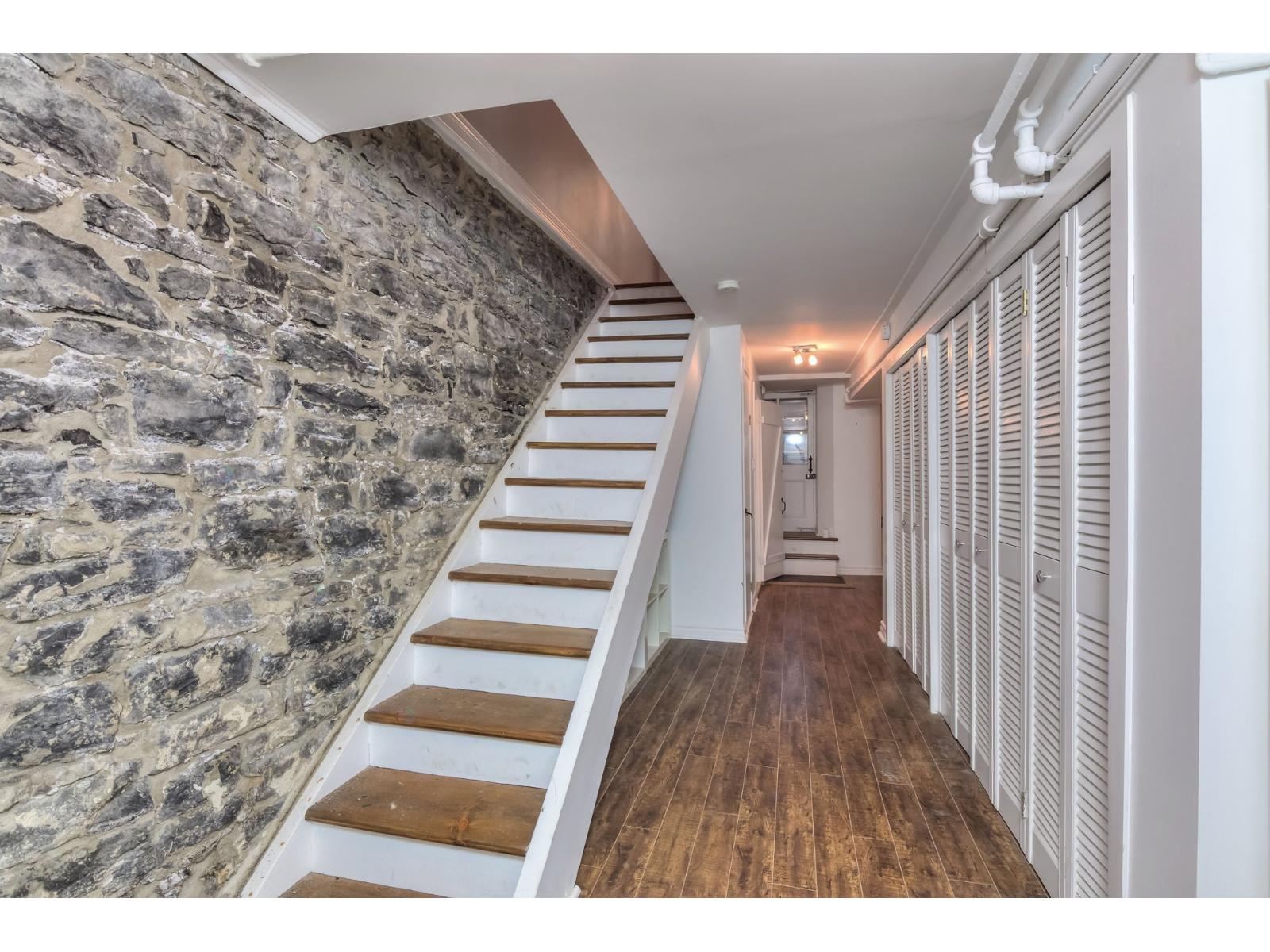 141 Av. Clandeboye Property Photo 25