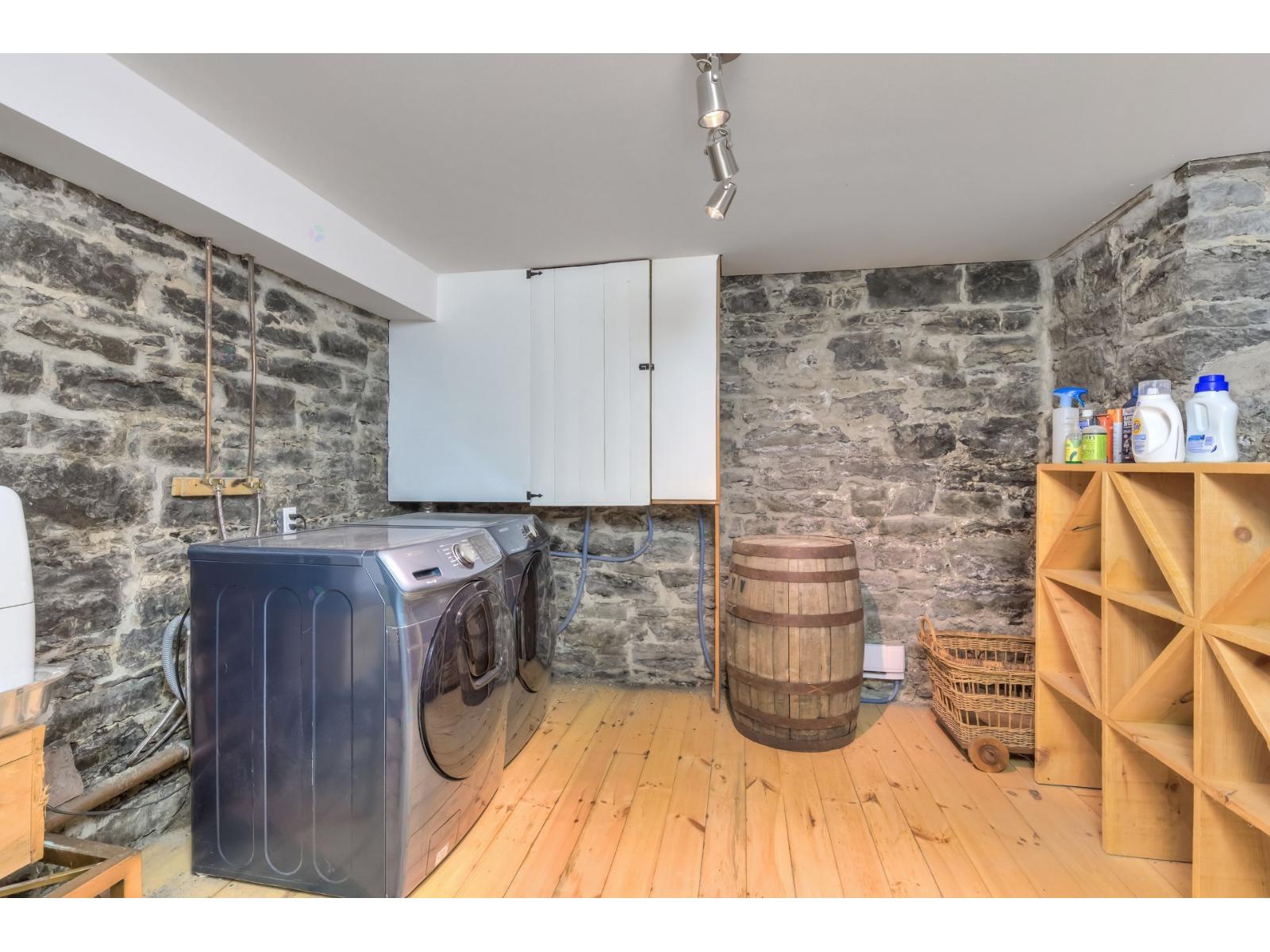 141 Av. Clandeboye Property Photo 29