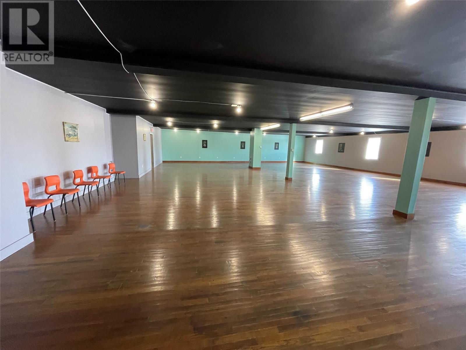 17 Bond Street Property Photo 12