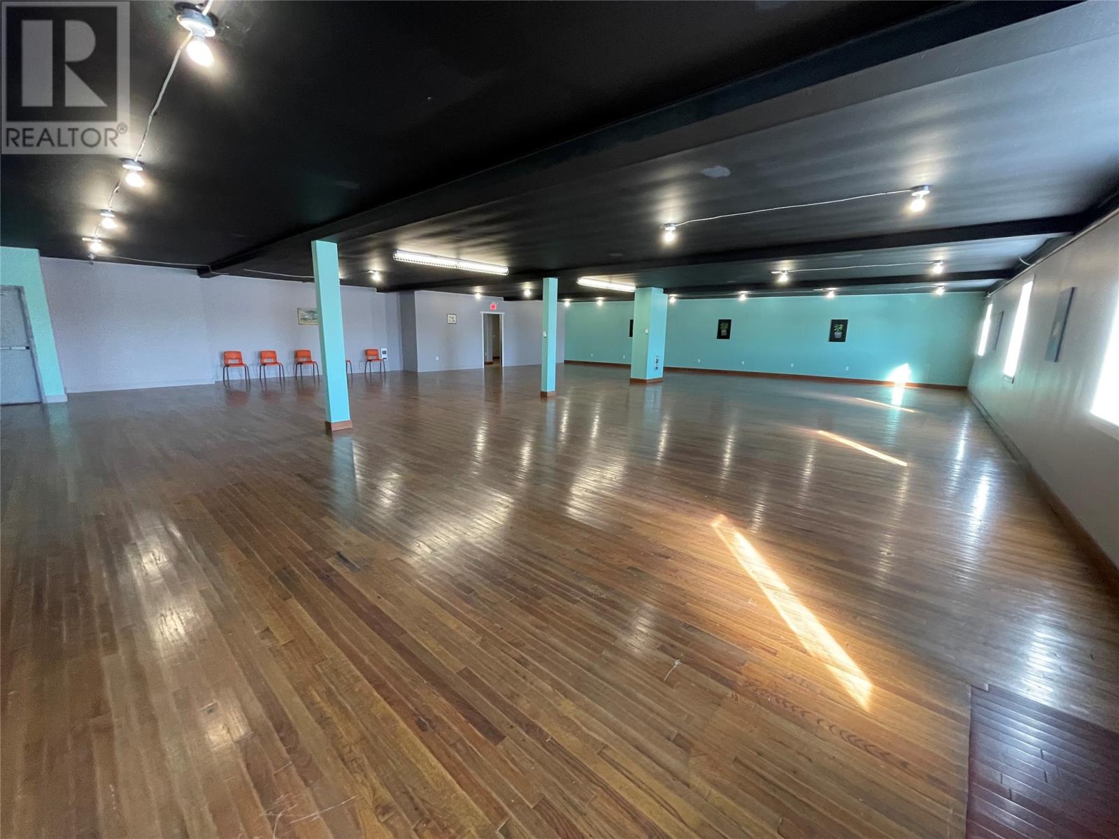 17 Bond Street Property Photo 13