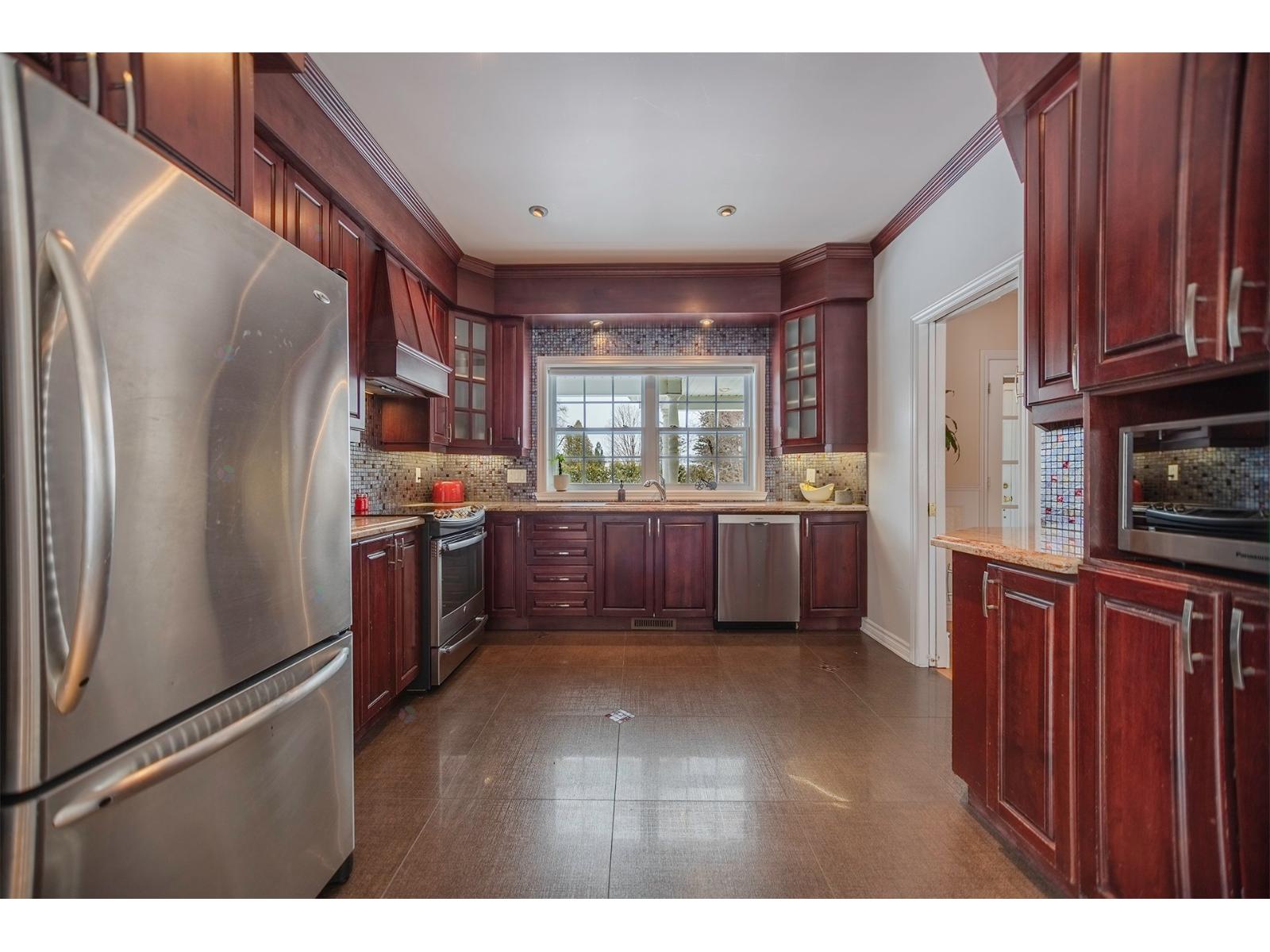 8441 Route Marie-victorin Property Photo 12