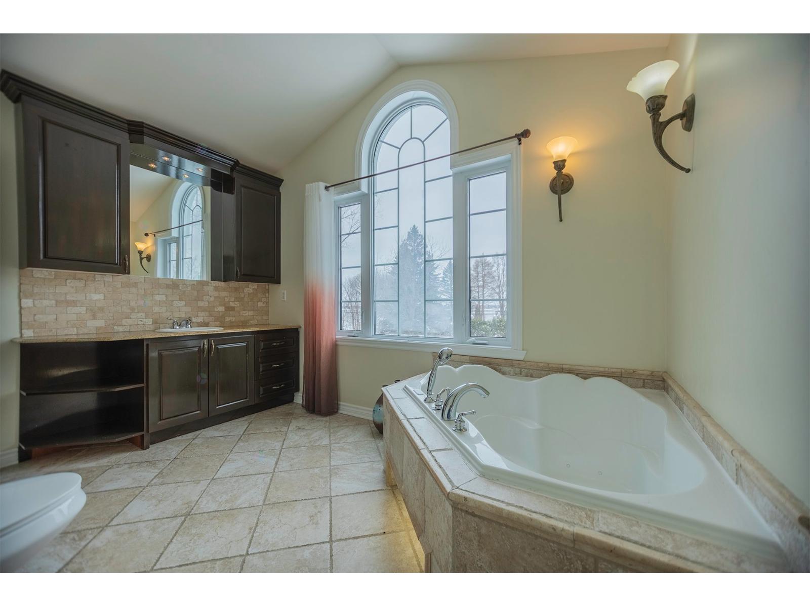 8441 Route Marie-victorin Property Photo 29