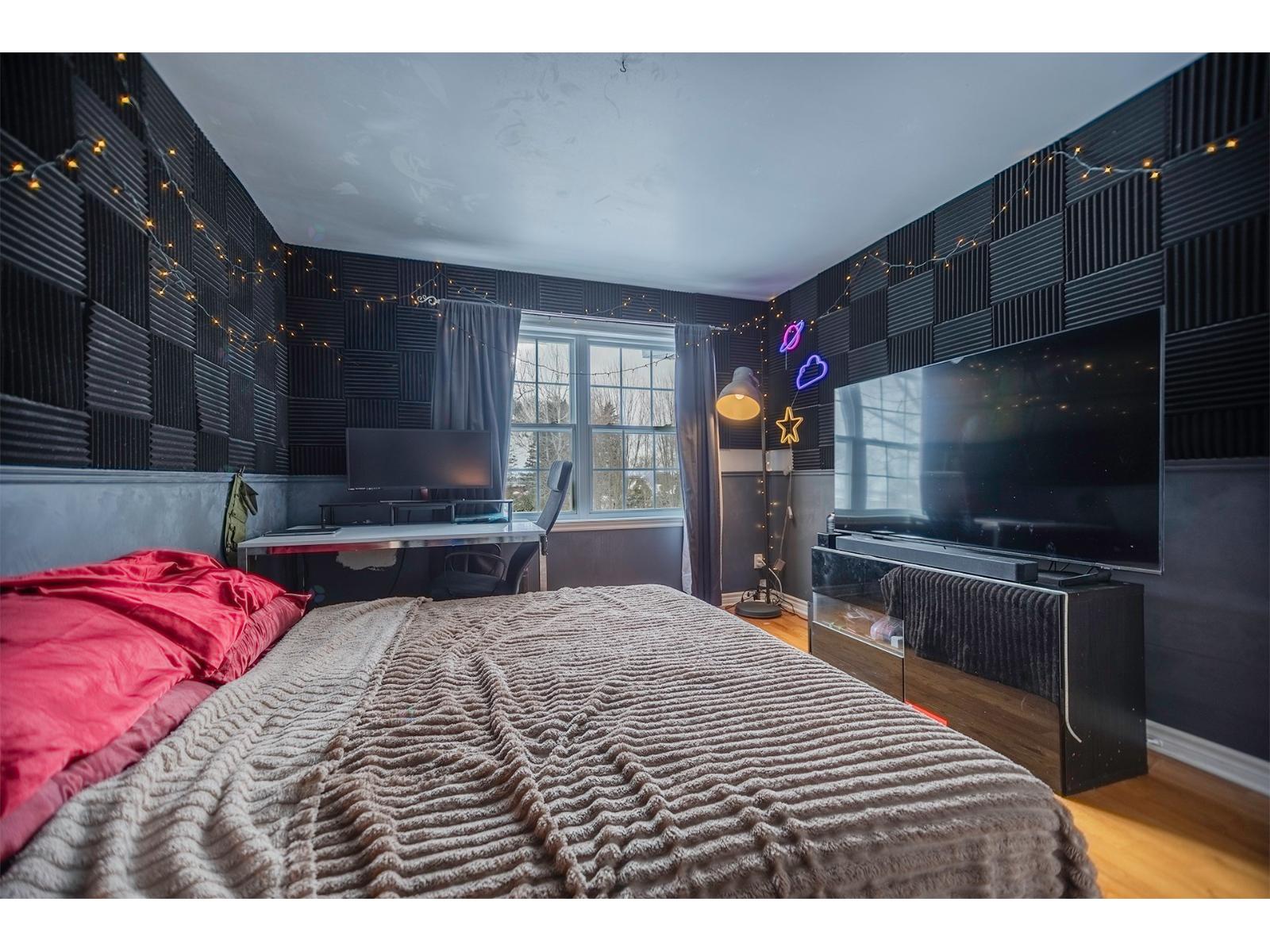 8441 Route Marie-victorin Property Photo 34