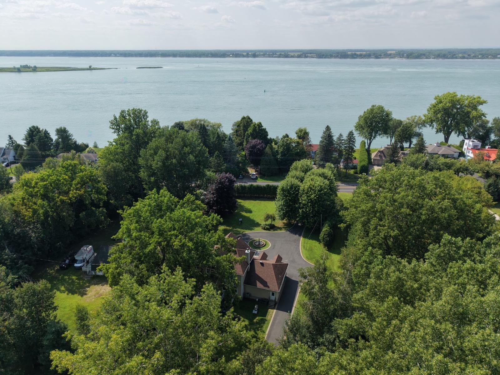8441 Route Marie-victorin Property Photo 53
