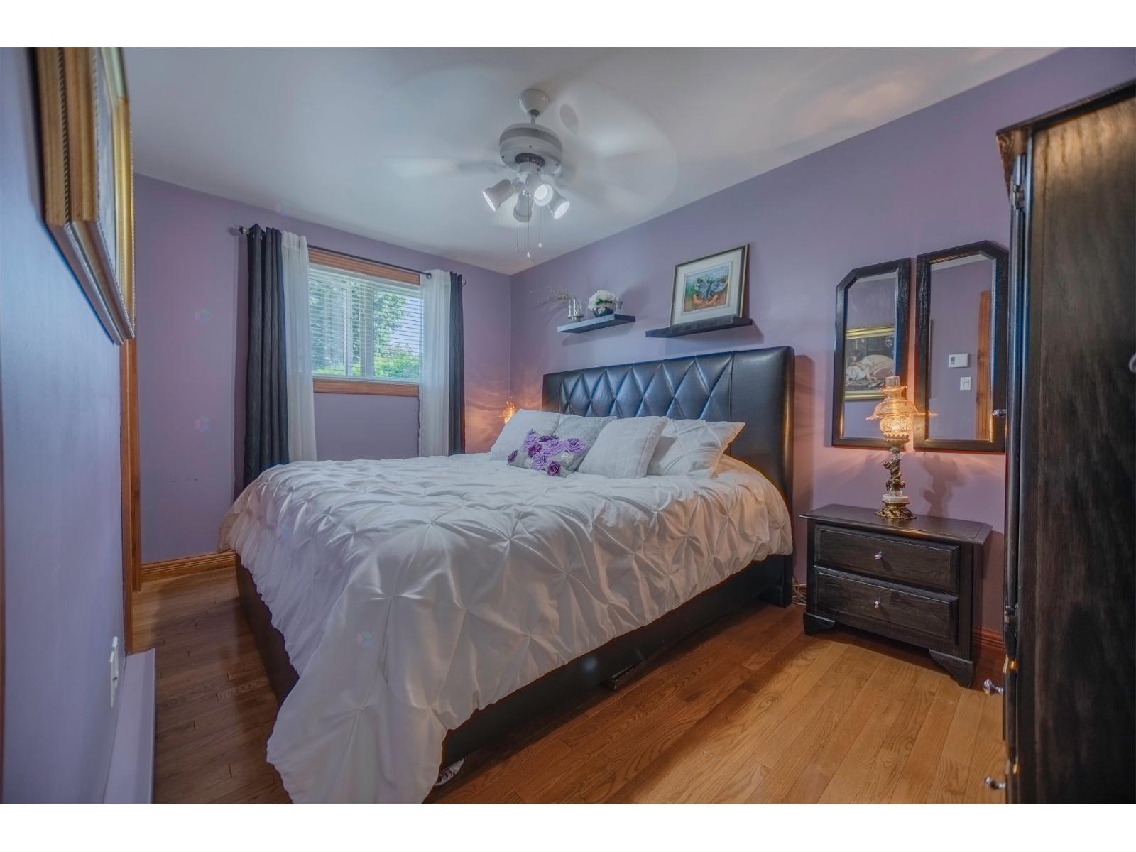 35 Rue Huard Property Photo 19