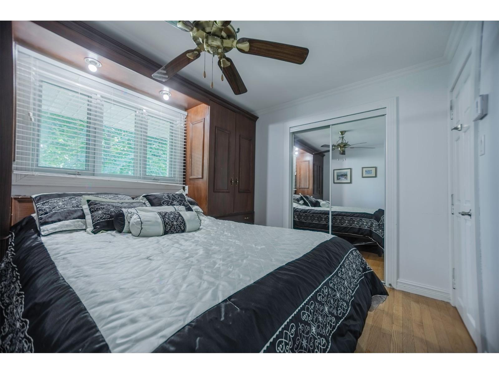 35 Rue Huard Property Photo 22