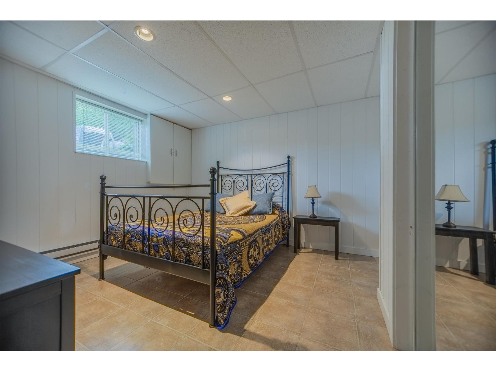 35 Rue Huard Property Photo 30