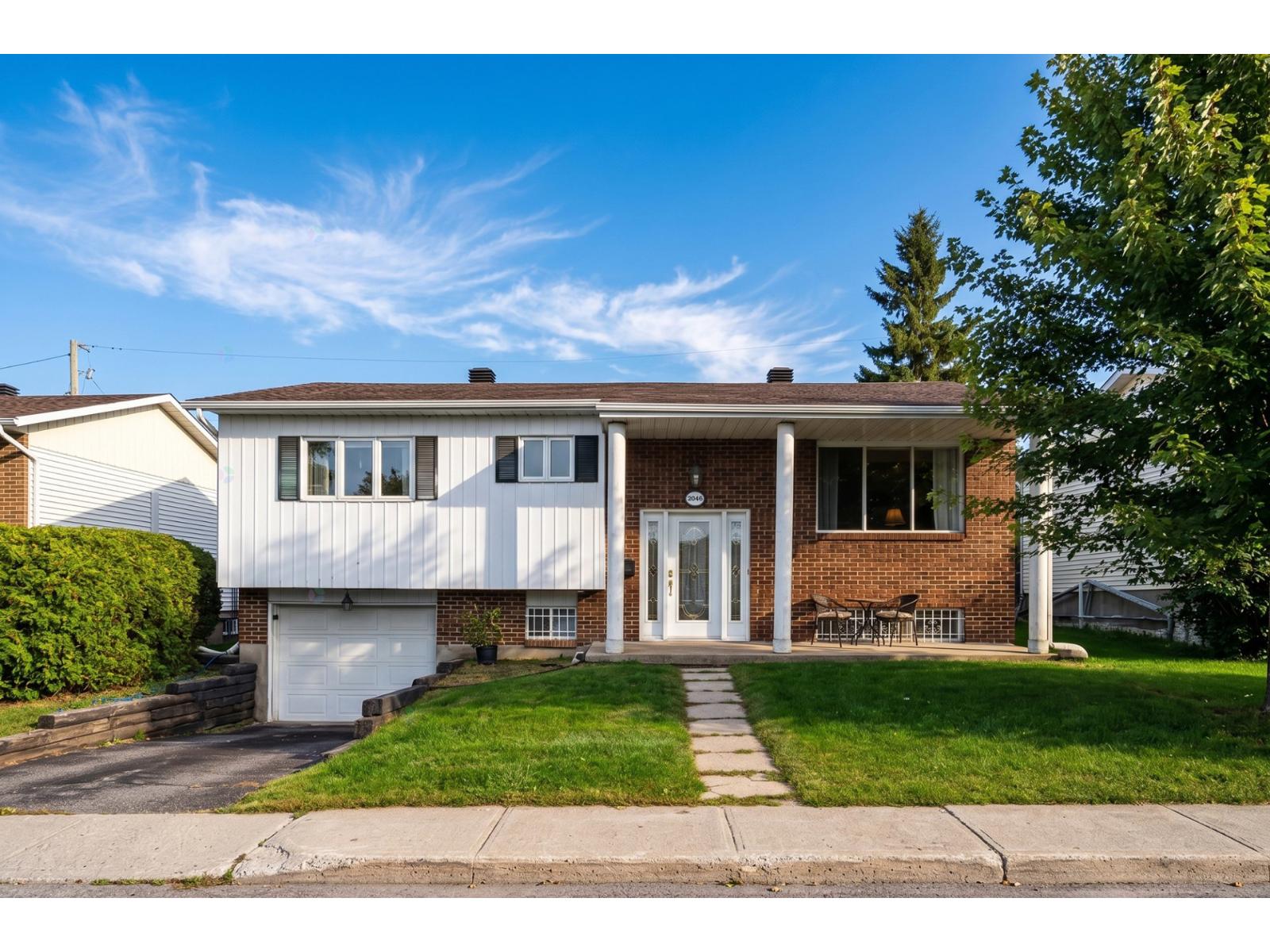 2045 Rue Nadeau Property Photo 1