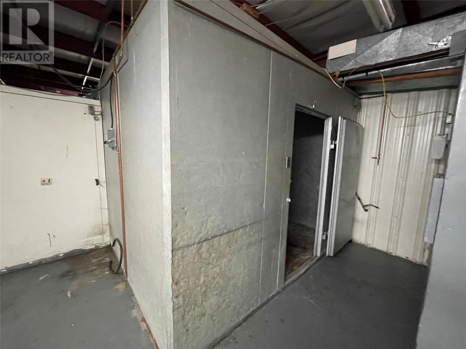 112 Main Street Property Photo 12