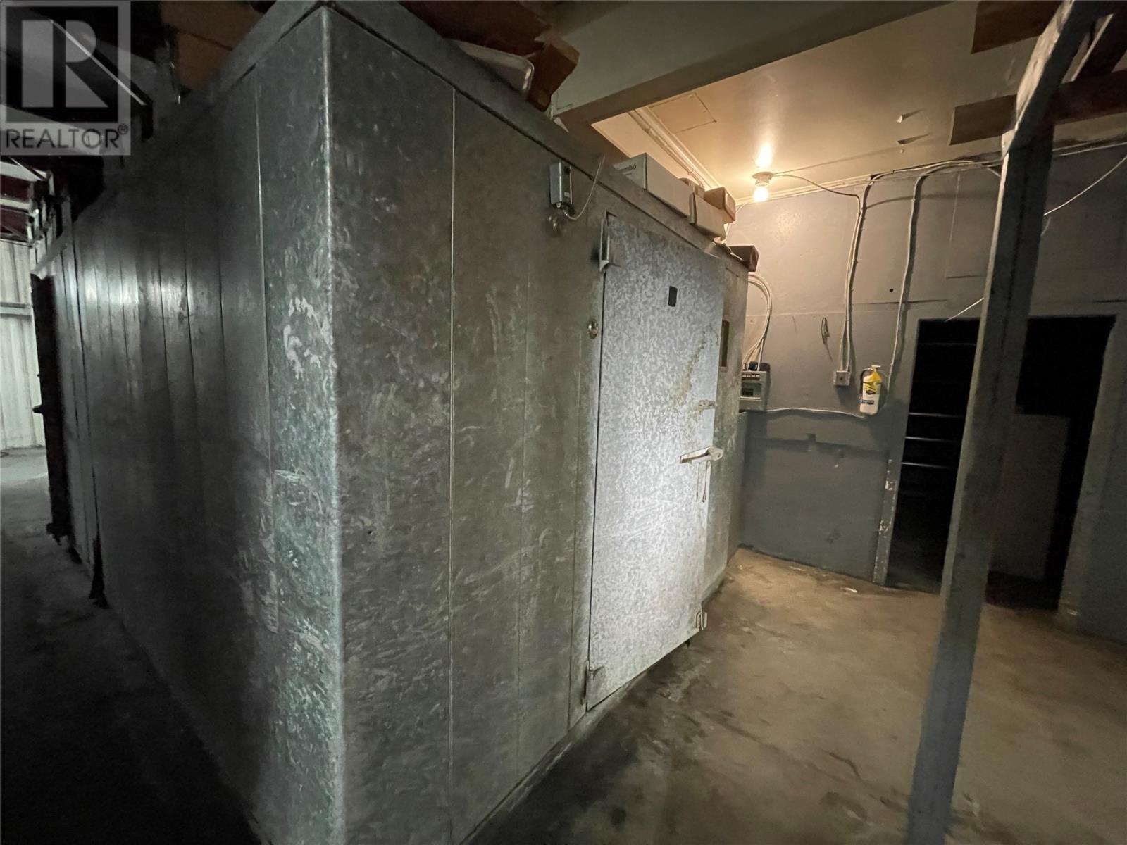 112 Main Street Property Photo 15