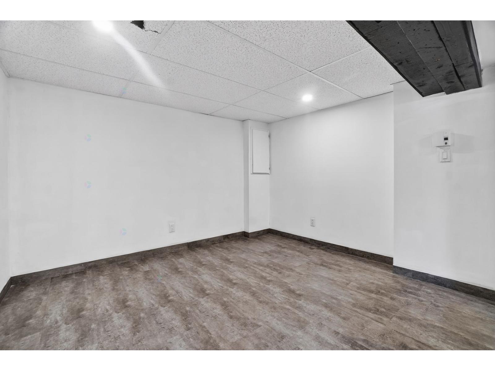 7-11 Rue D'aberdeen Property Photo 14
