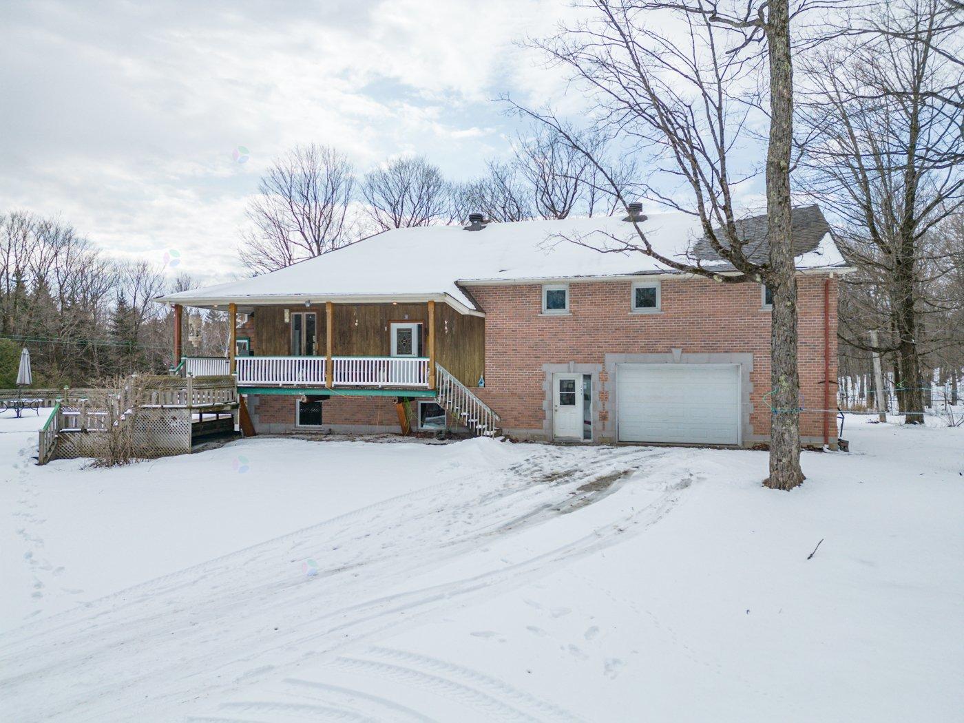 320 Rue De L'église Property Photo 1