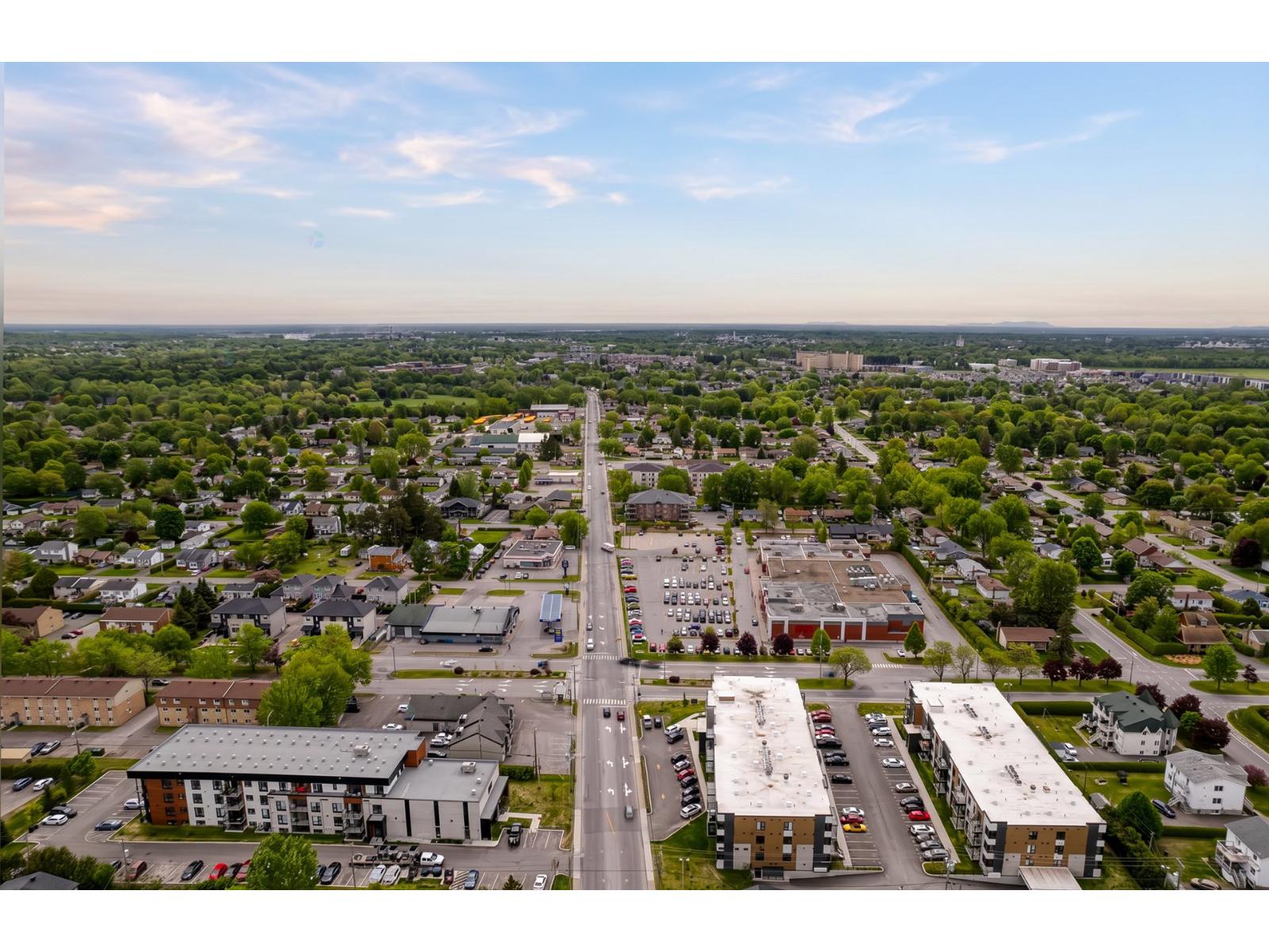 675 Rue De La Visitation, #3 Property Photo 18