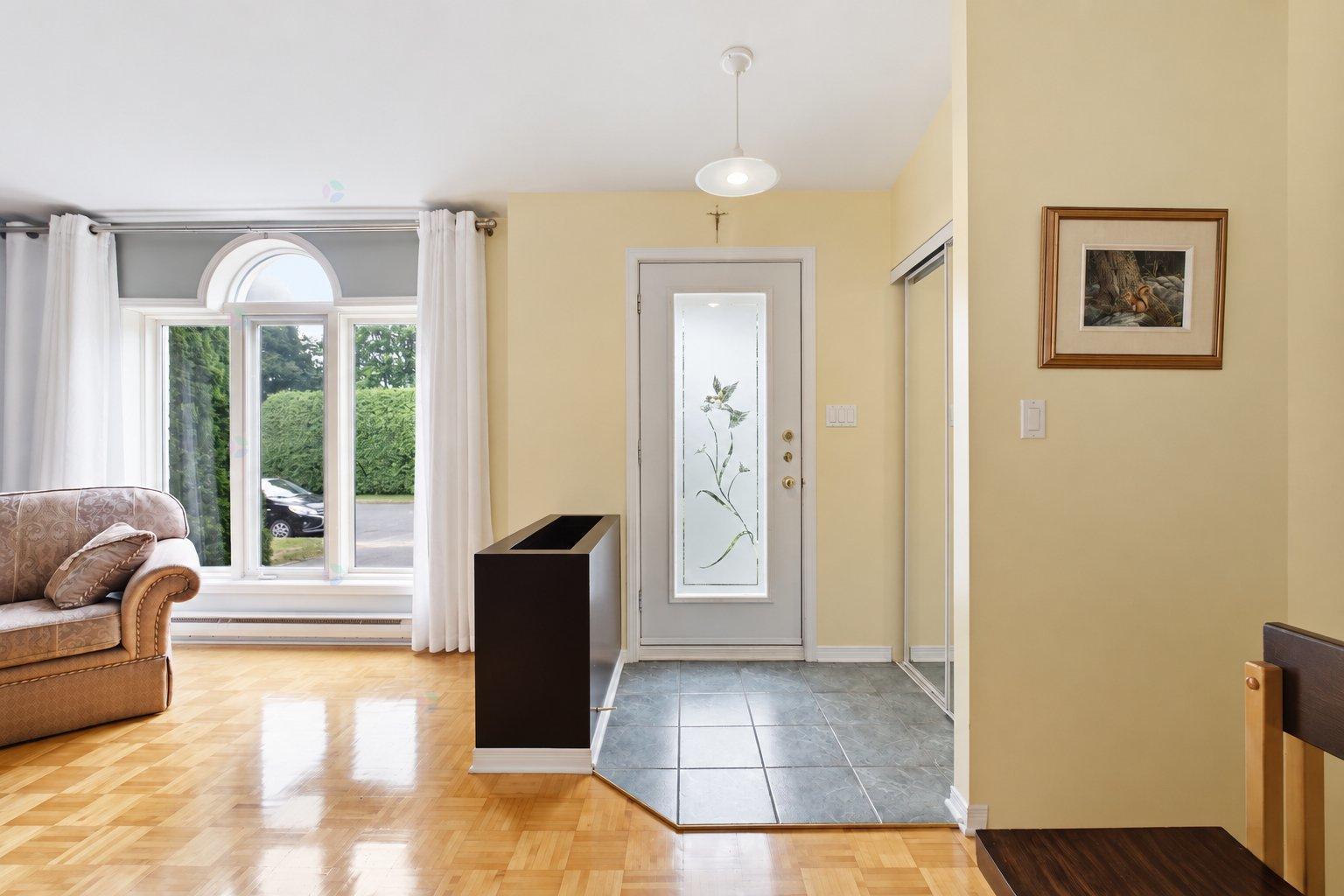 1976 Rue René-lévesque Property Photo 3
