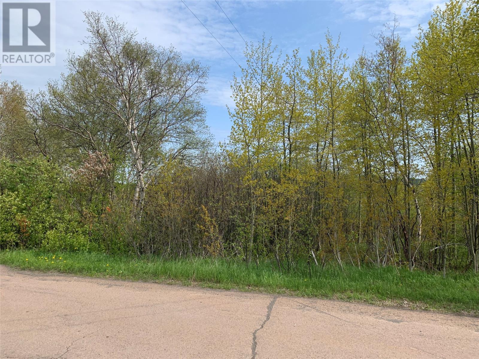 2 Pond Road Property Photo 4