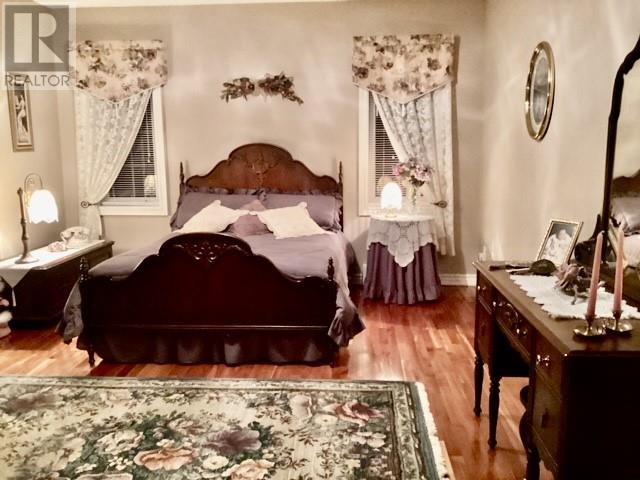 33 Colonial Avenue Property Photo 21