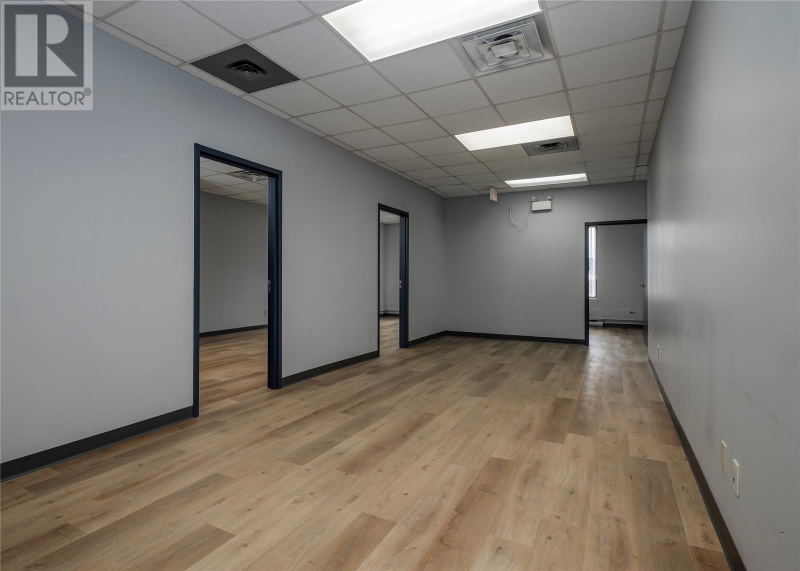 136 Crosbie Road Unit#suite 304 Property Photo 13