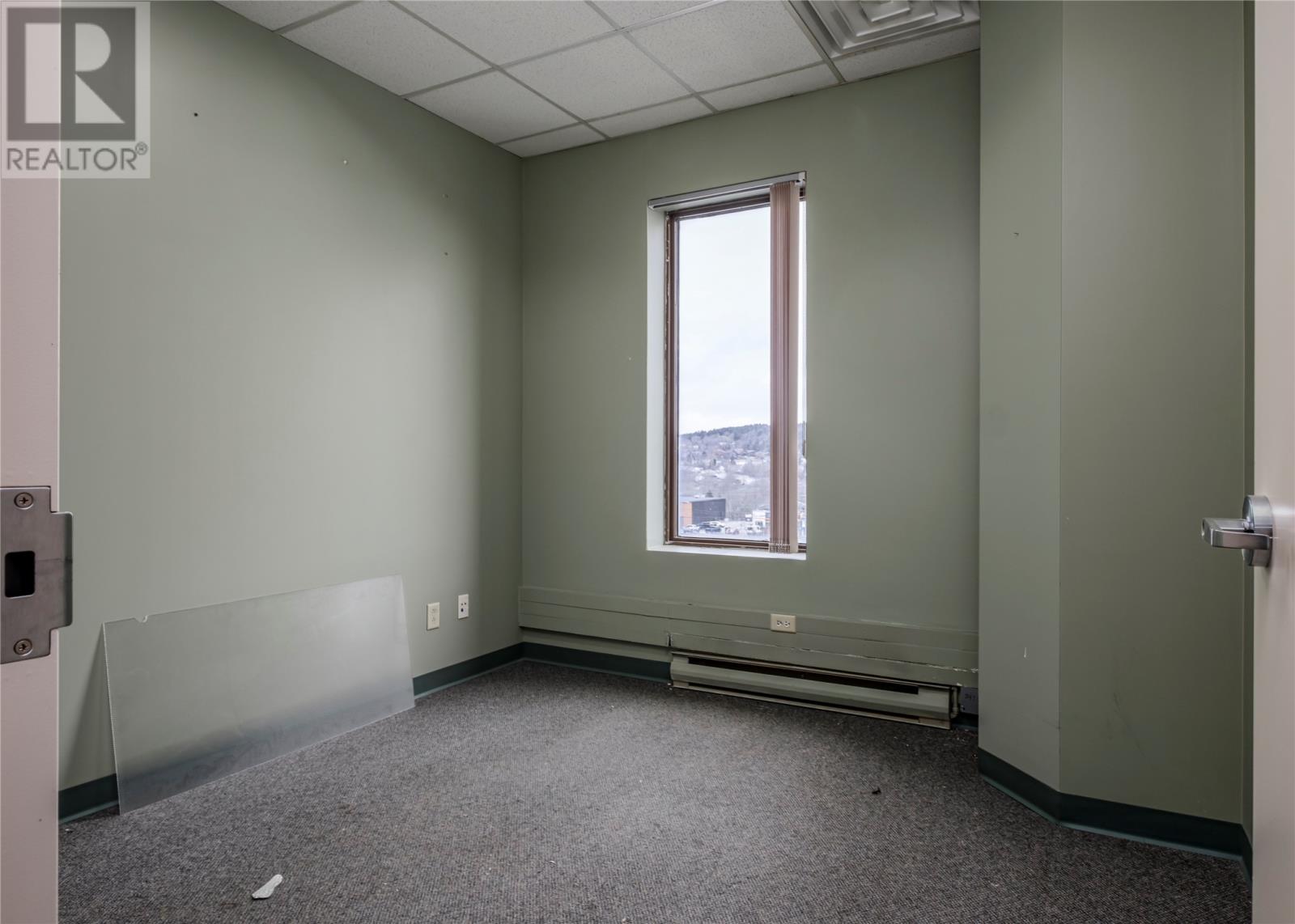 136 Crosbie Road Unit#suite 304 Property Photo 30