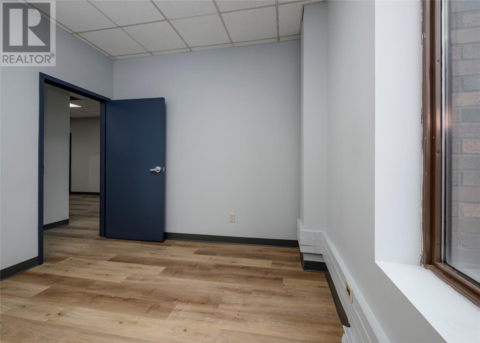 136 Crosbie Road Unit#suite 301 Property Photo 21