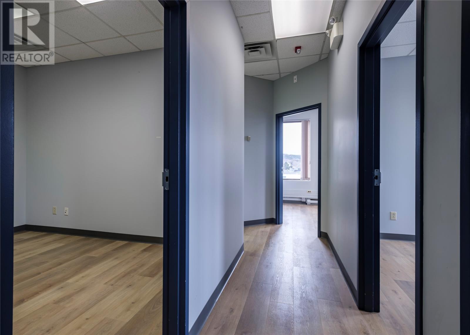 136 Crosbie Road Unit#suite 301 Property Photo 27