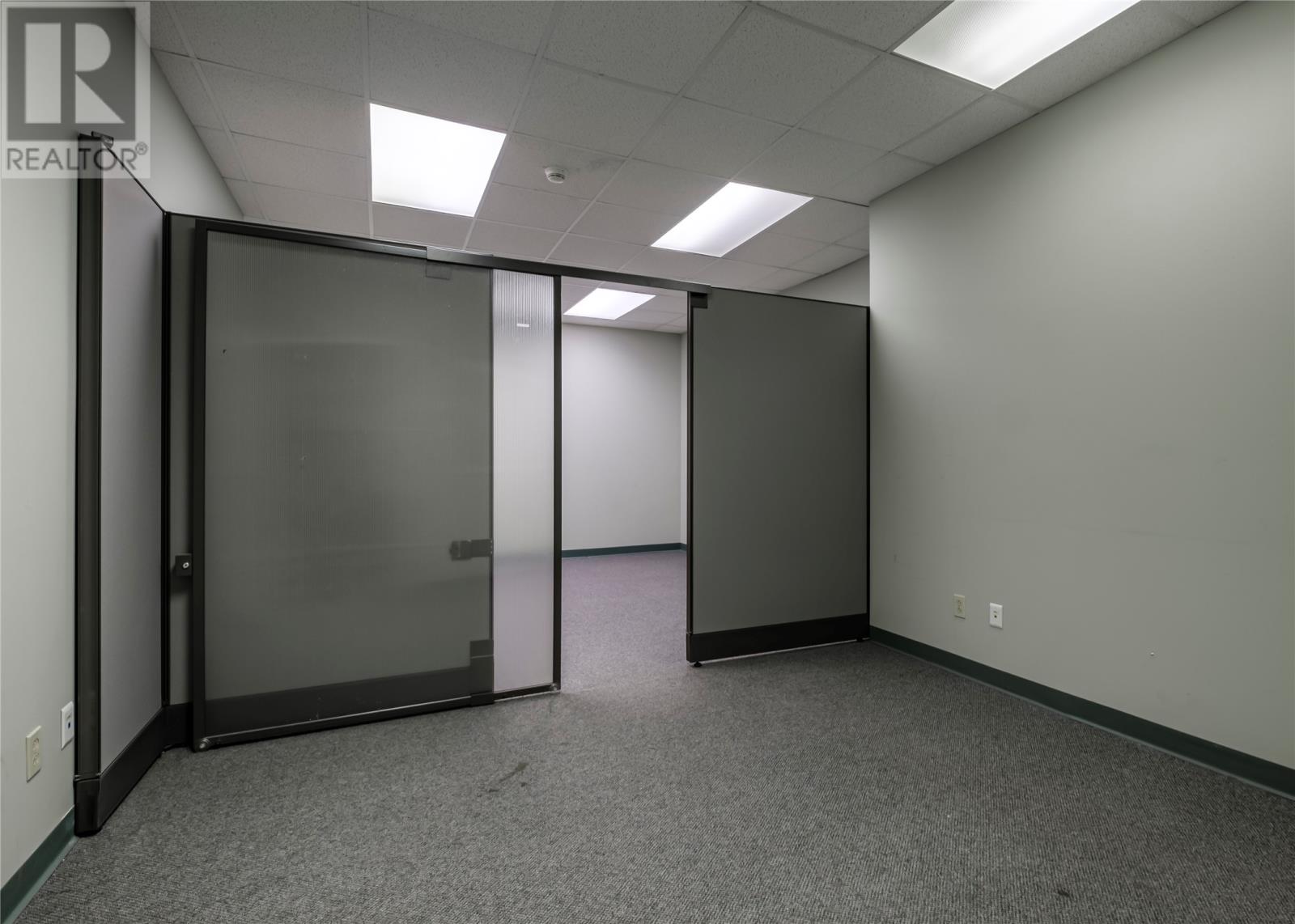 136 Crosbie Road Unit#suite 301 Property Photo 29