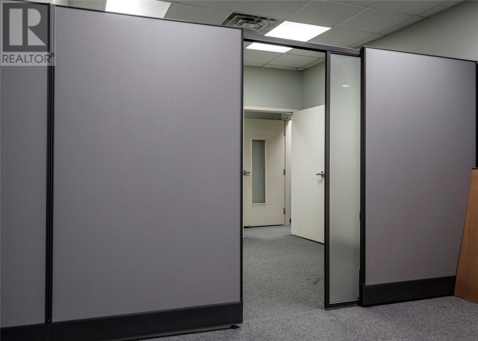 136 Crosbie Road Unit#suite 301 Property Photo 30