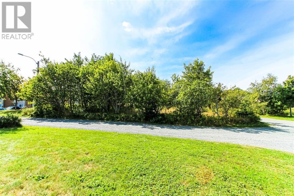 41 Tiffany Lane Property Photo 14