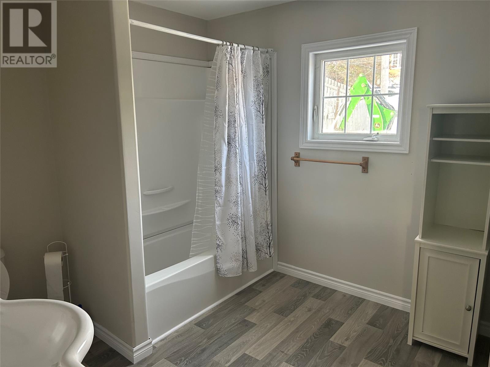 8 Old Church Road Property Photo 18