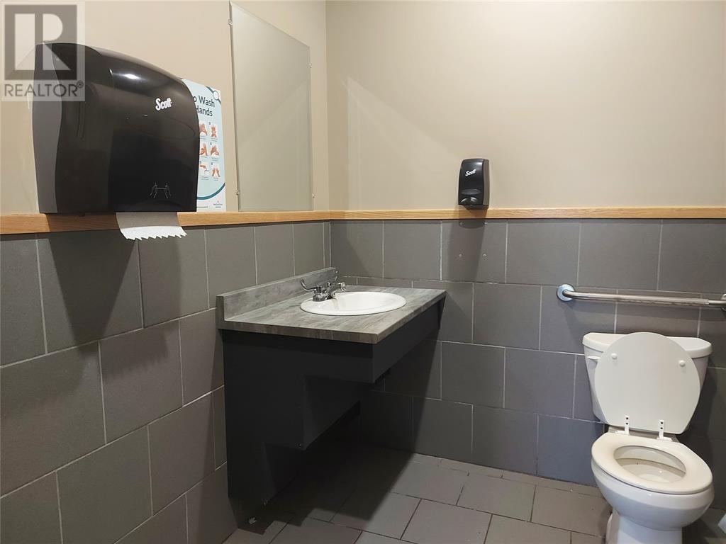 25 Grand Bay Road Property Photo 8