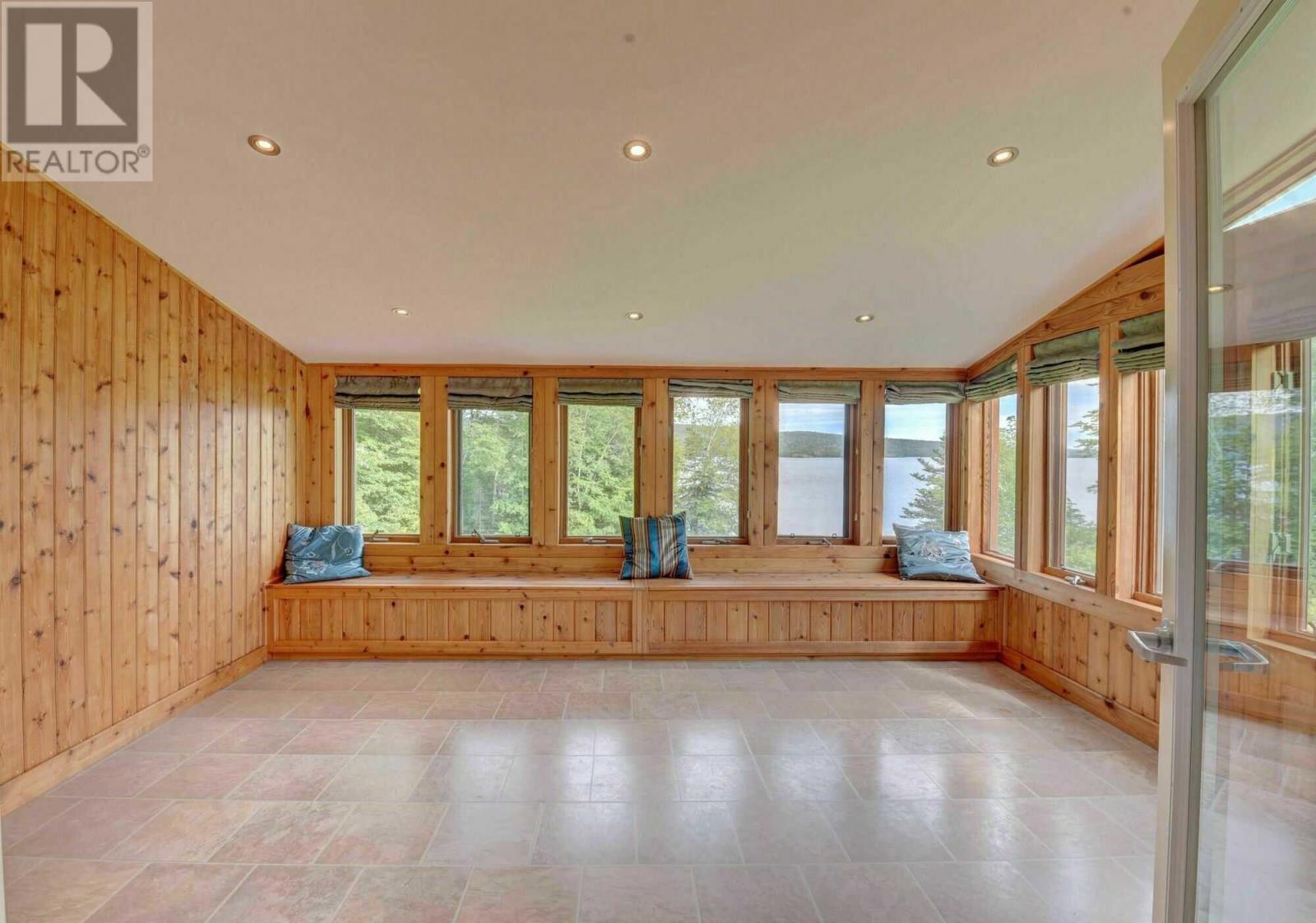 2247 Boom Siding Road Property Photo 6