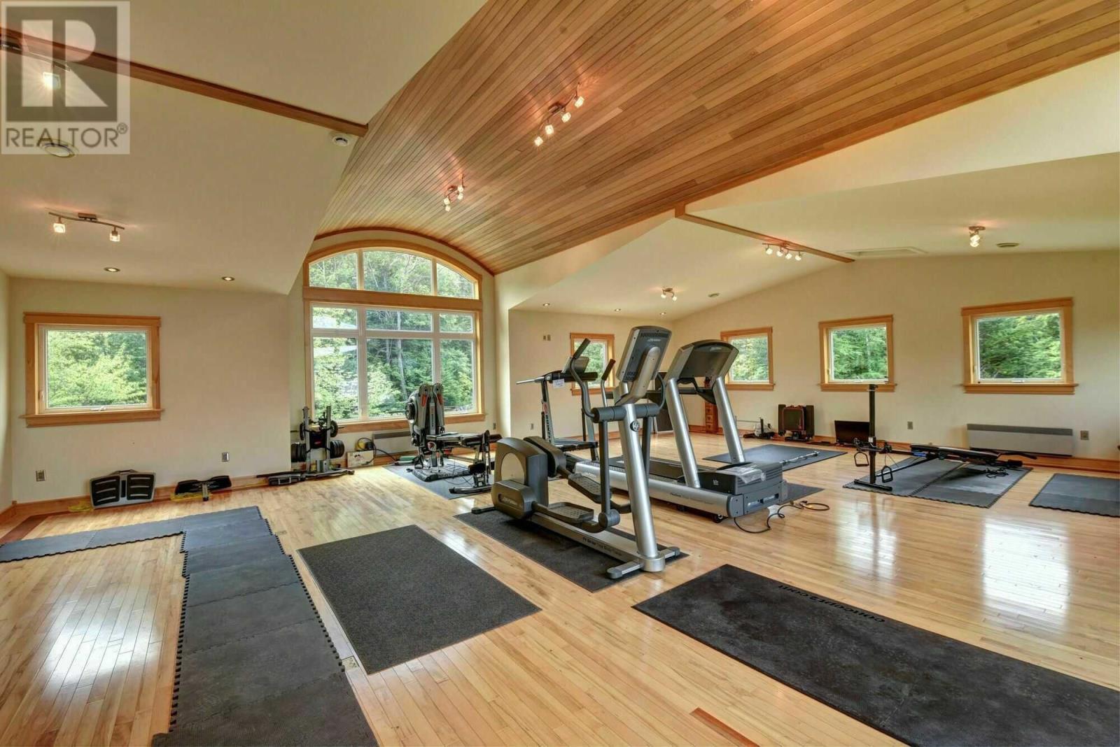 2247 Boom Siding Road Property Photo 11