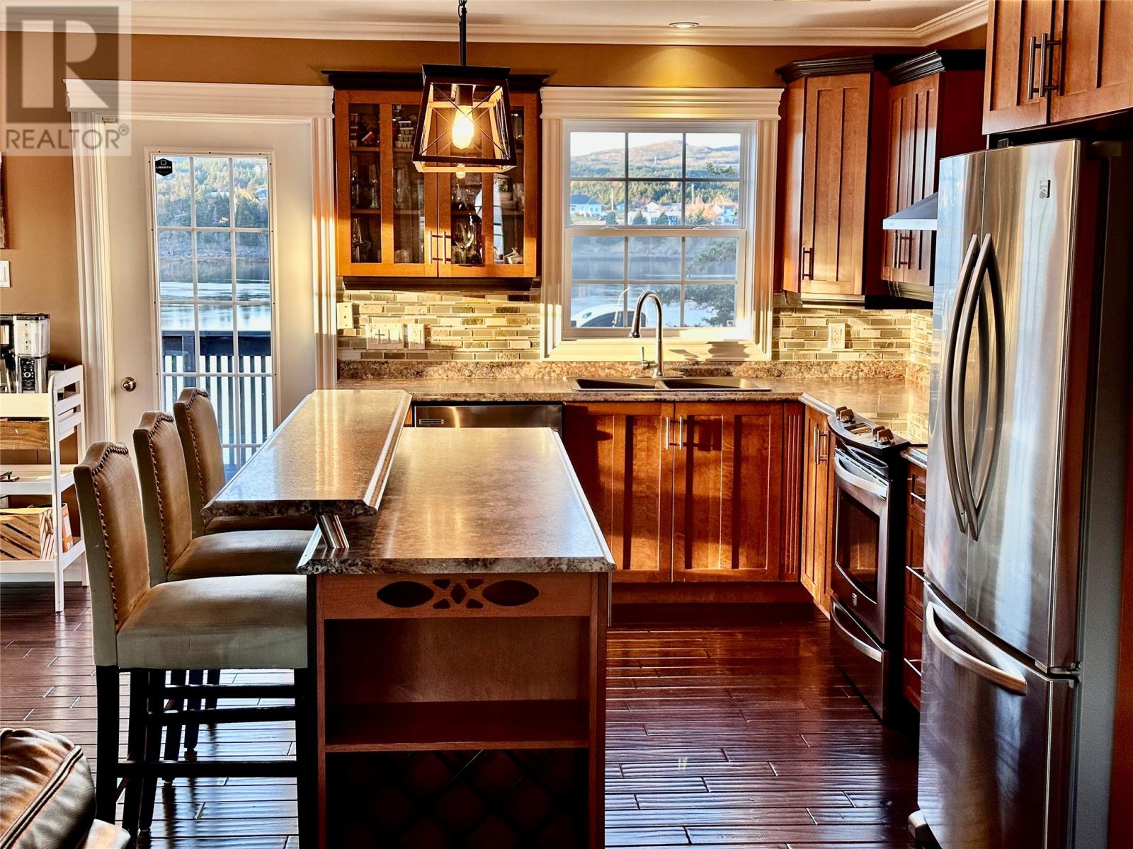 137 Marine Drive Property Photo 14