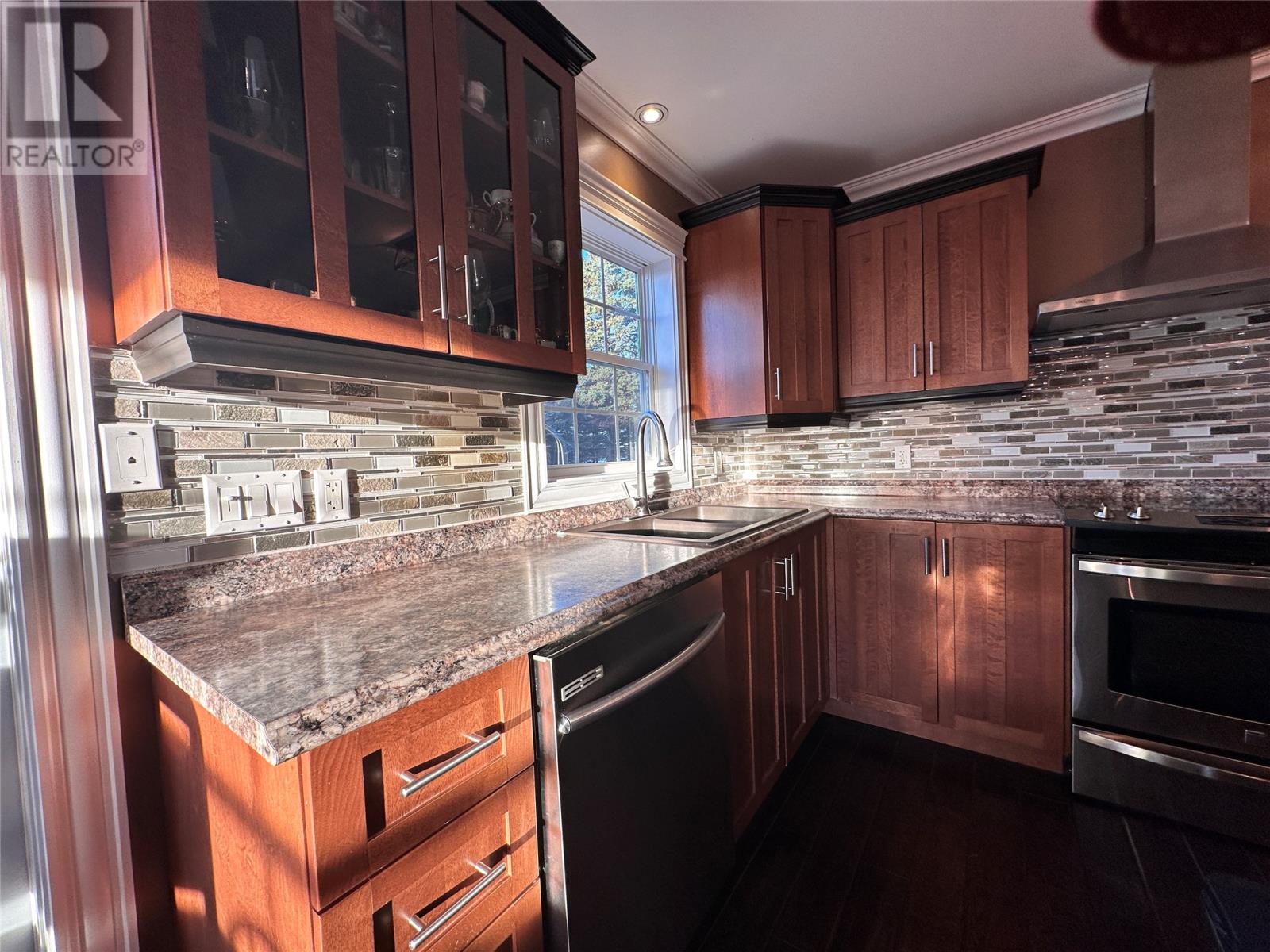 137 Marine Drive Property Photo 18