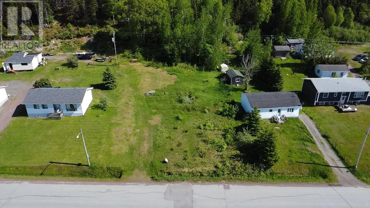 187 Citizens Drive Property Photo 5
