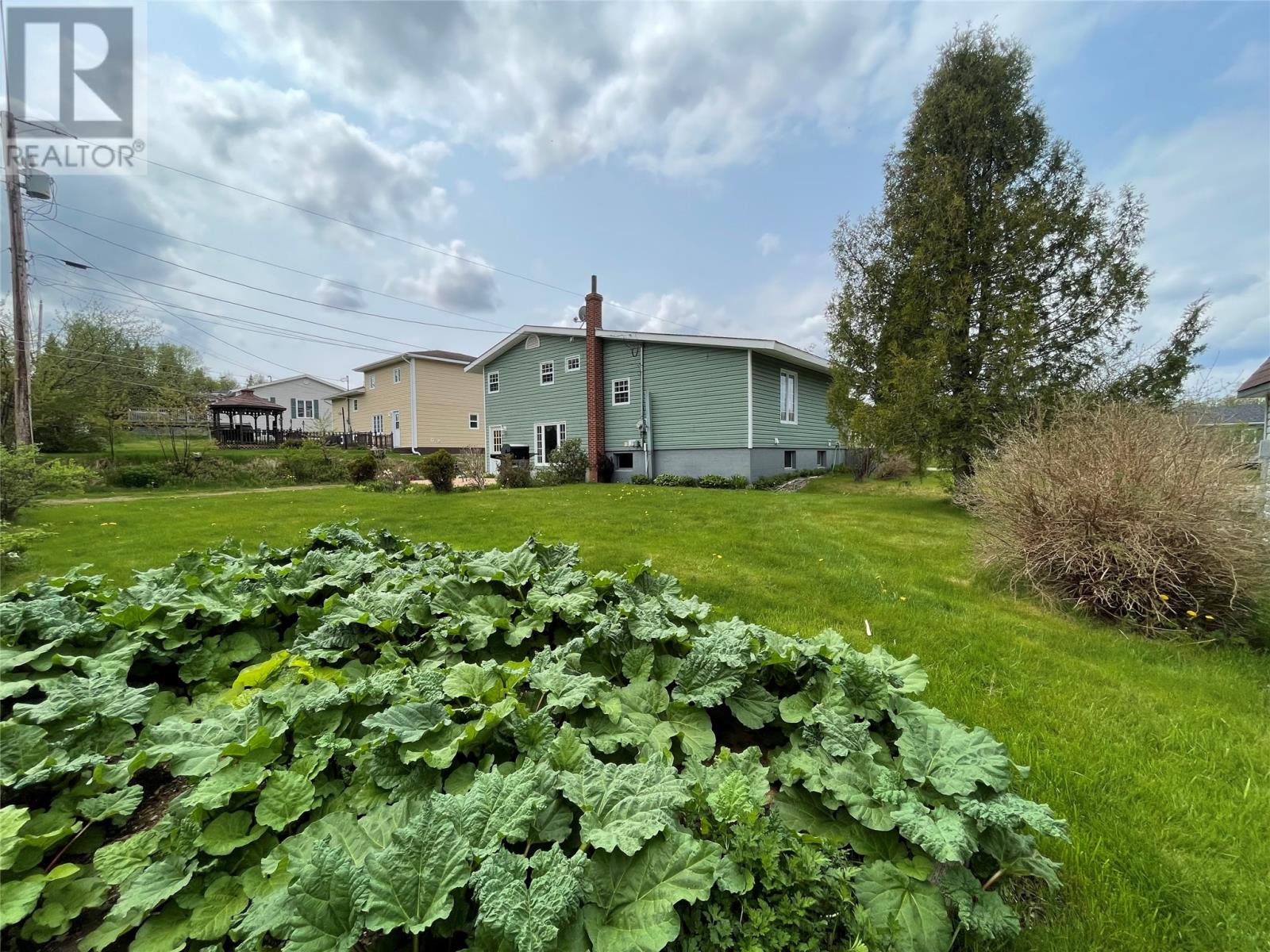 61 Forest Road Property Photo 7