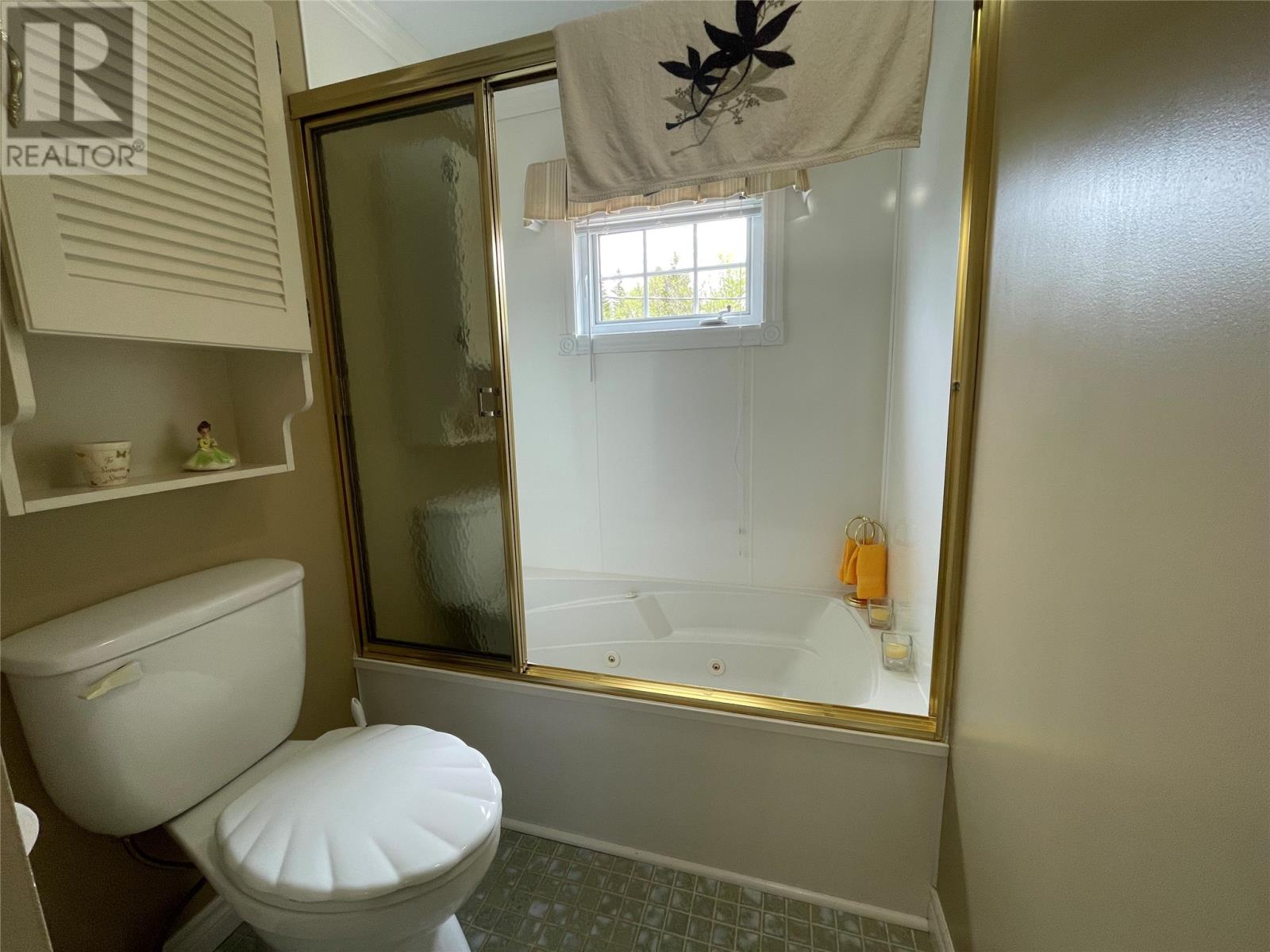 61 Forest Road Property Photo 26