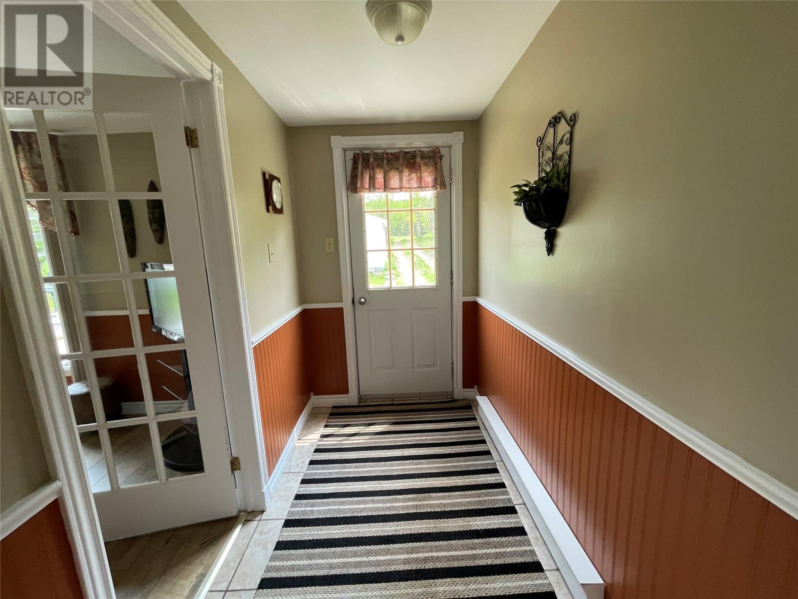 61 Forest Road Property Photo 34