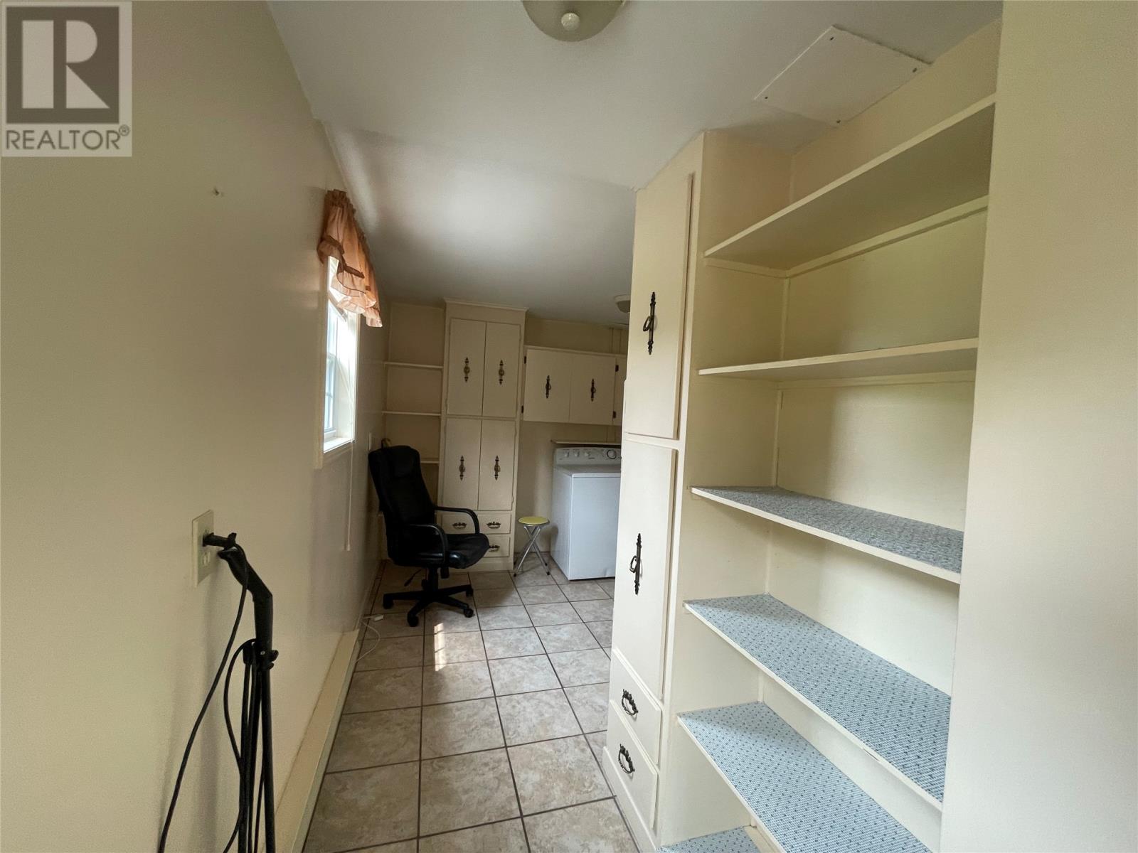 61 Forest Road Property Photo 35