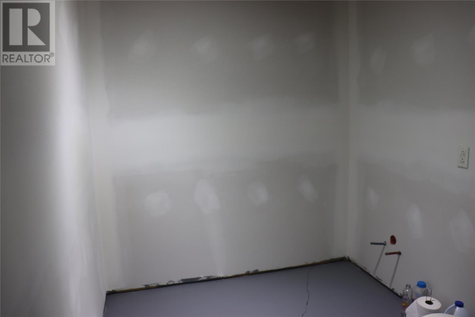 31 Westland Drive Property Photo 24