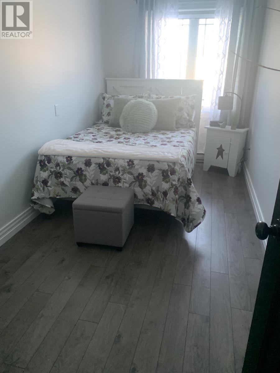98 Sullivan Avenue Property Photo 25