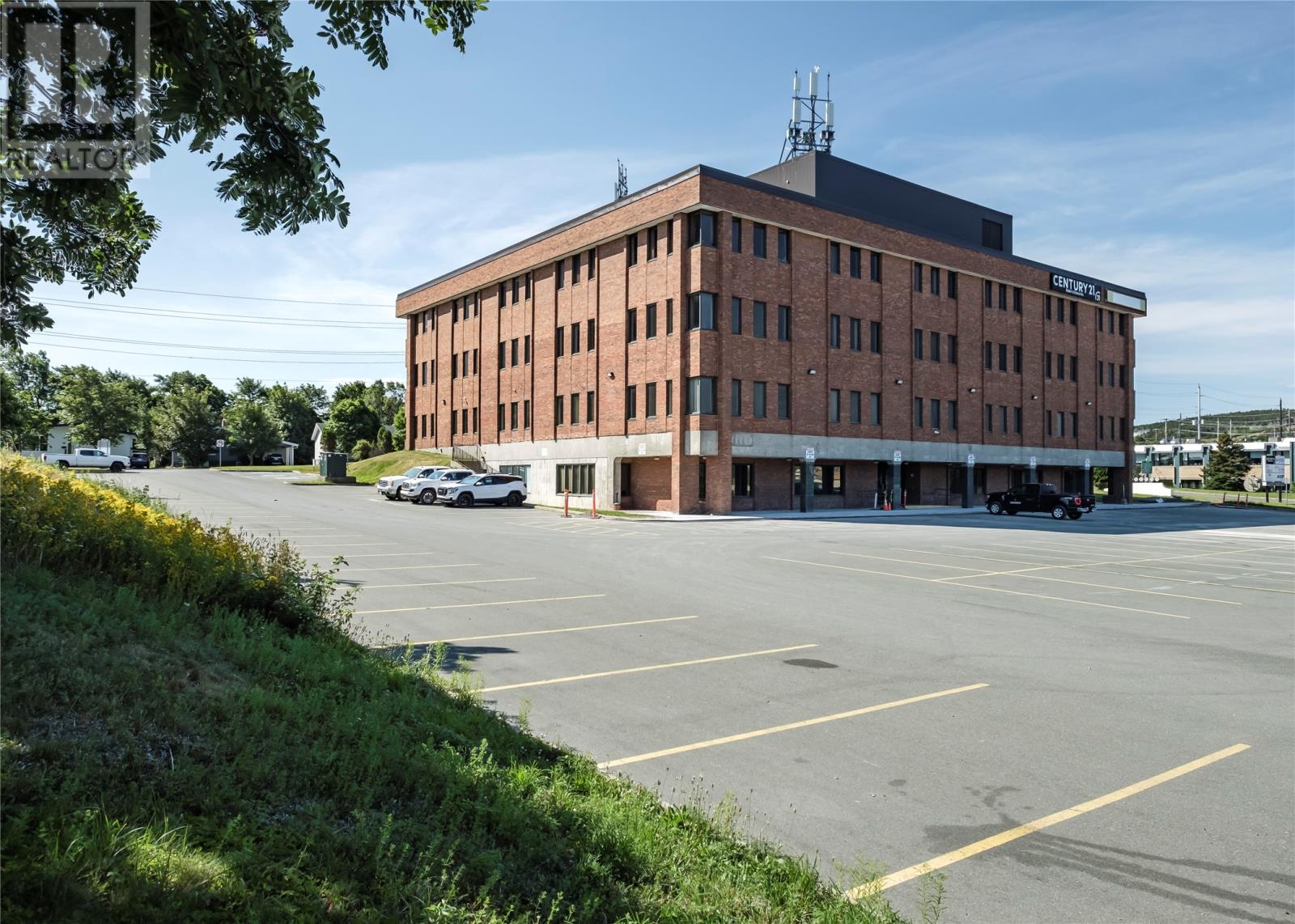 136 Crosbie Road Unit#203 Property Photo 6