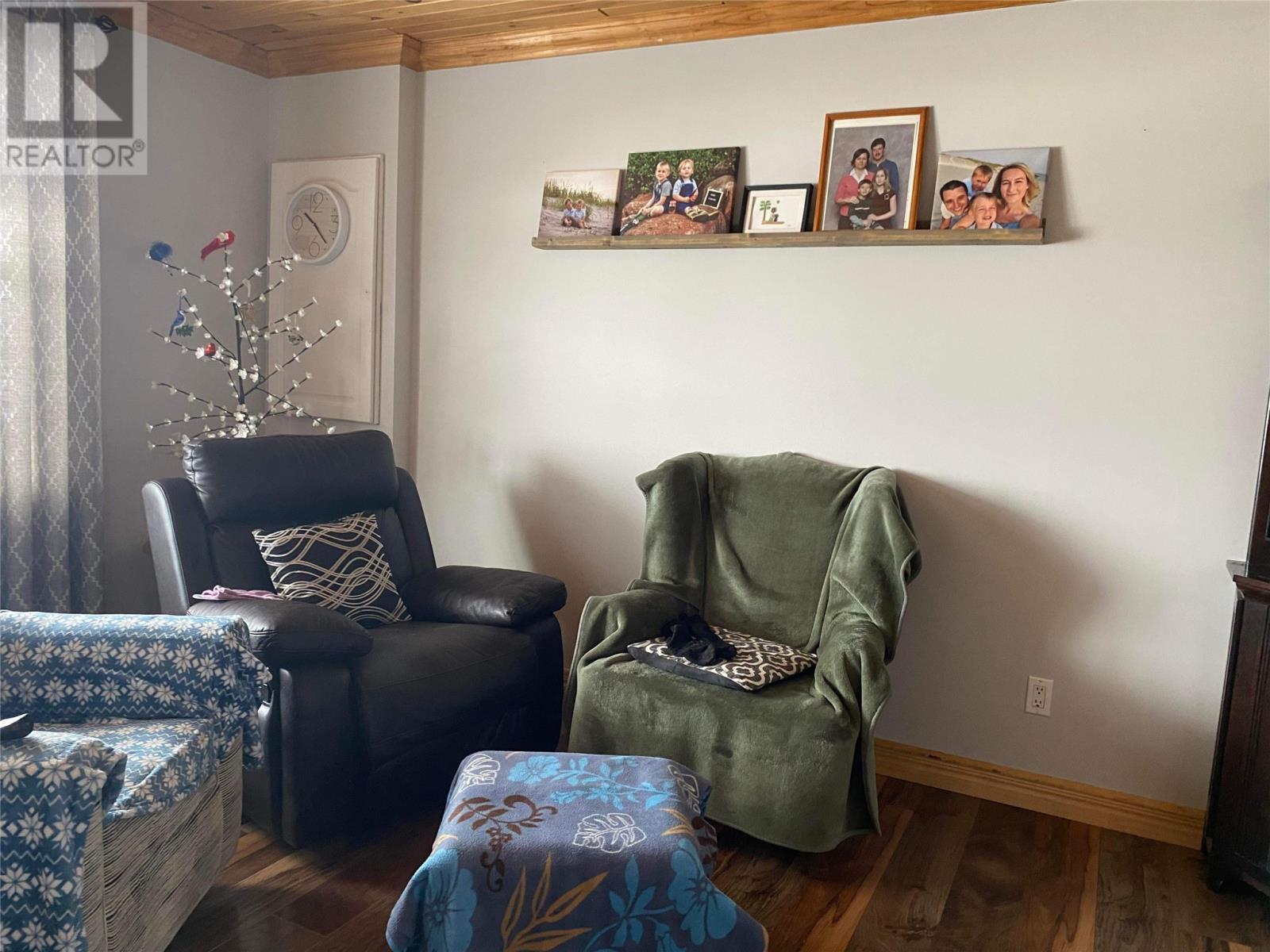 16 Northern Cove Road Property Photo 14