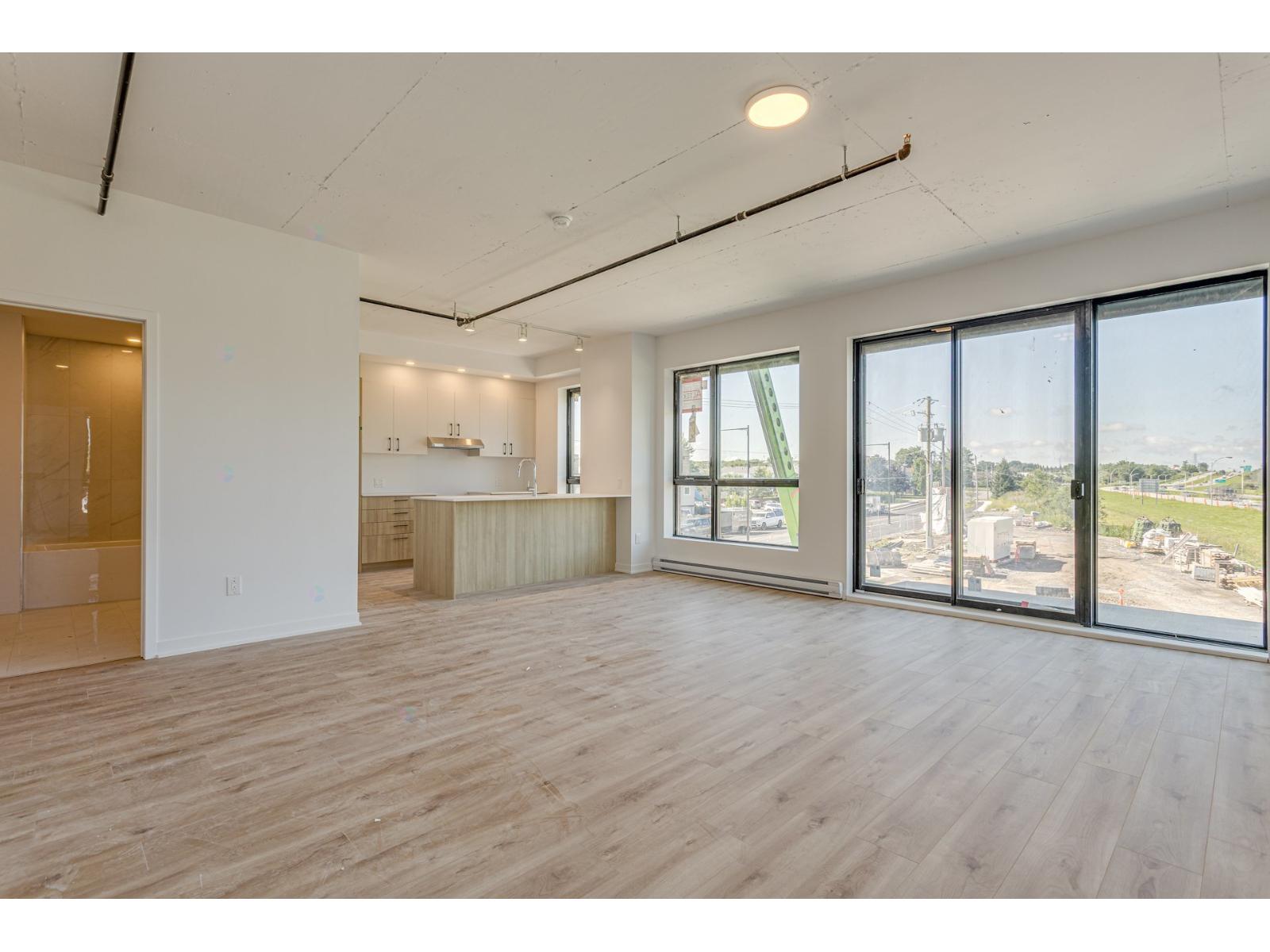 625 Rue Chicoine, #207 Property Photo 3