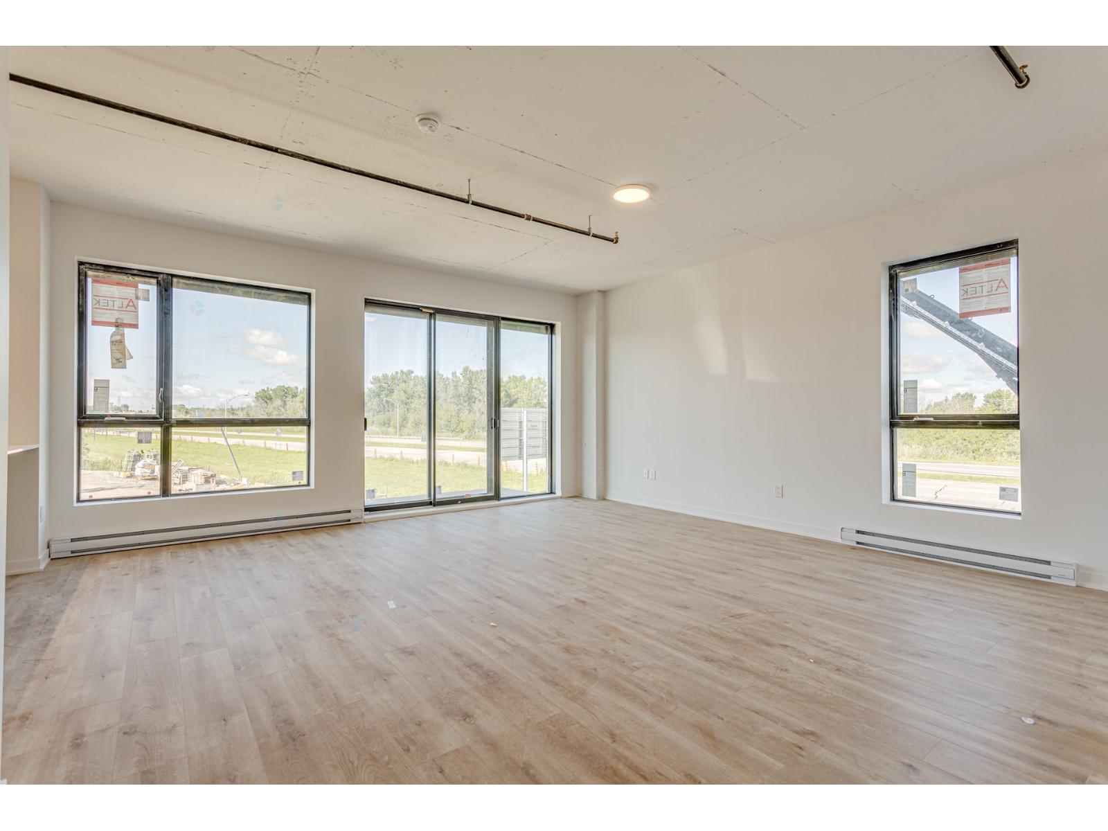 625 Rue Chicoine, #207 Property Photo 5