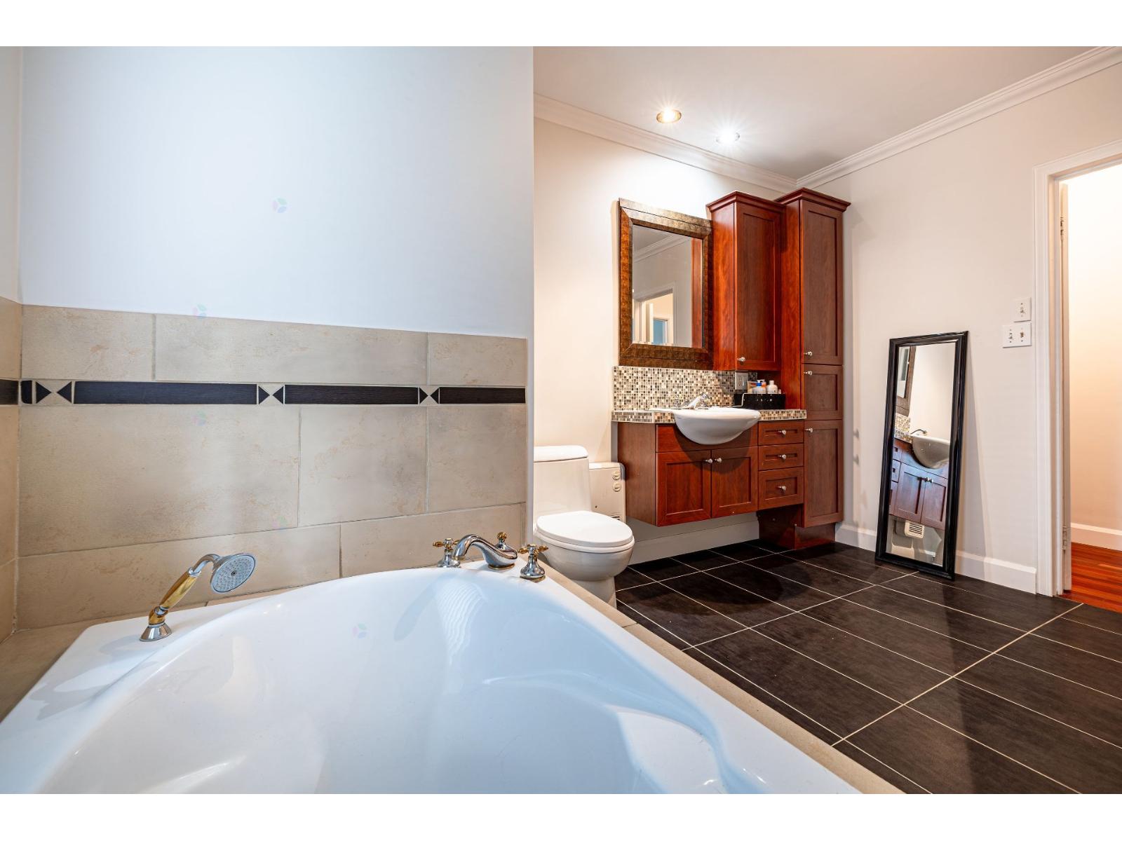 1205 Av. Des Gouverneurs Property Photo 30