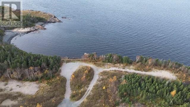 3 Beach Road Property Photo 4