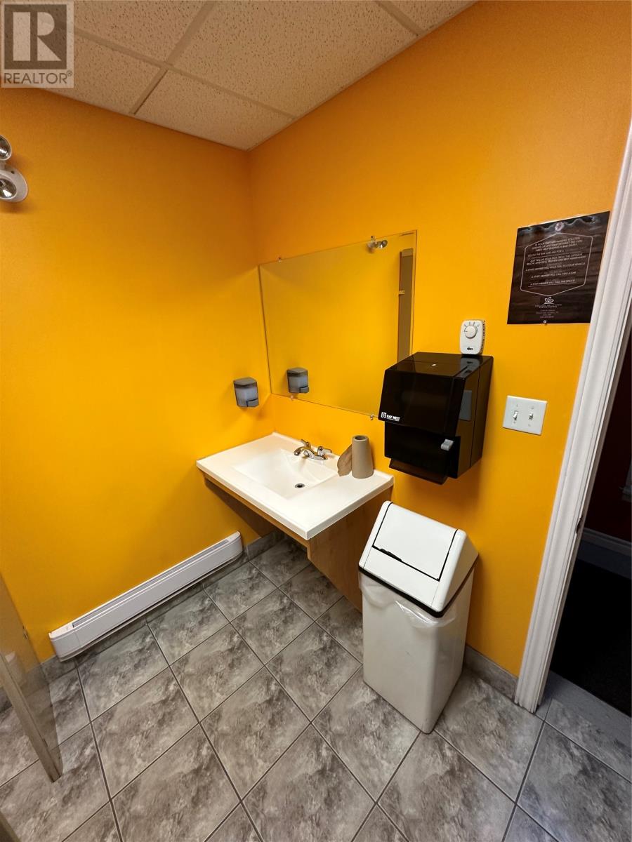 103 Lincoln Road Property Photo 24